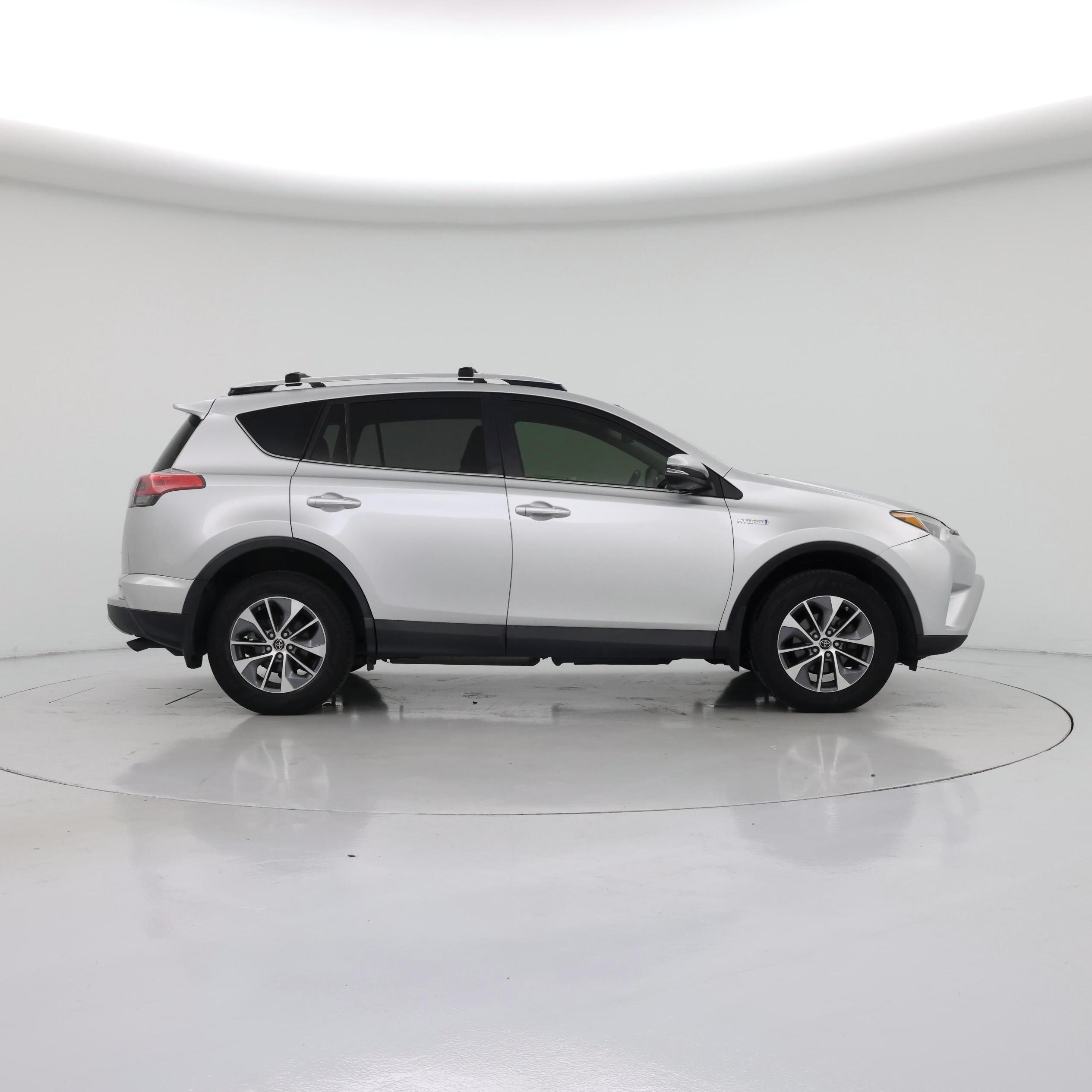 Thumbnail: 2016 Toyota RAV4 - 7