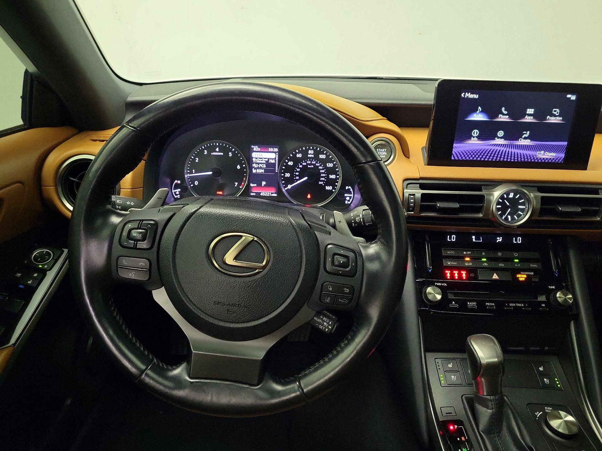 Thumbnail: 2021 Lexus IS - 10