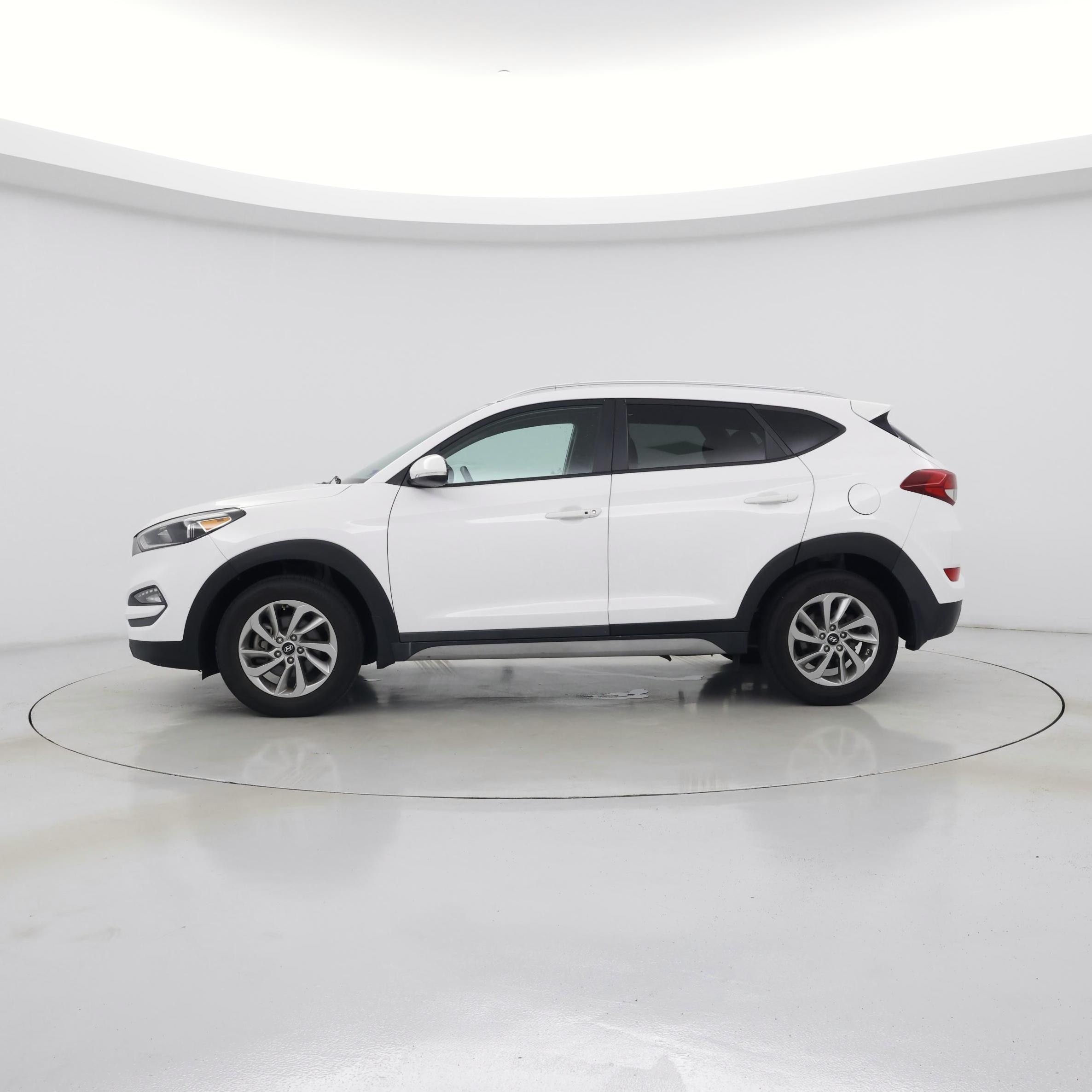 Thumbnail: 2018 Hyundai Tucson - 3