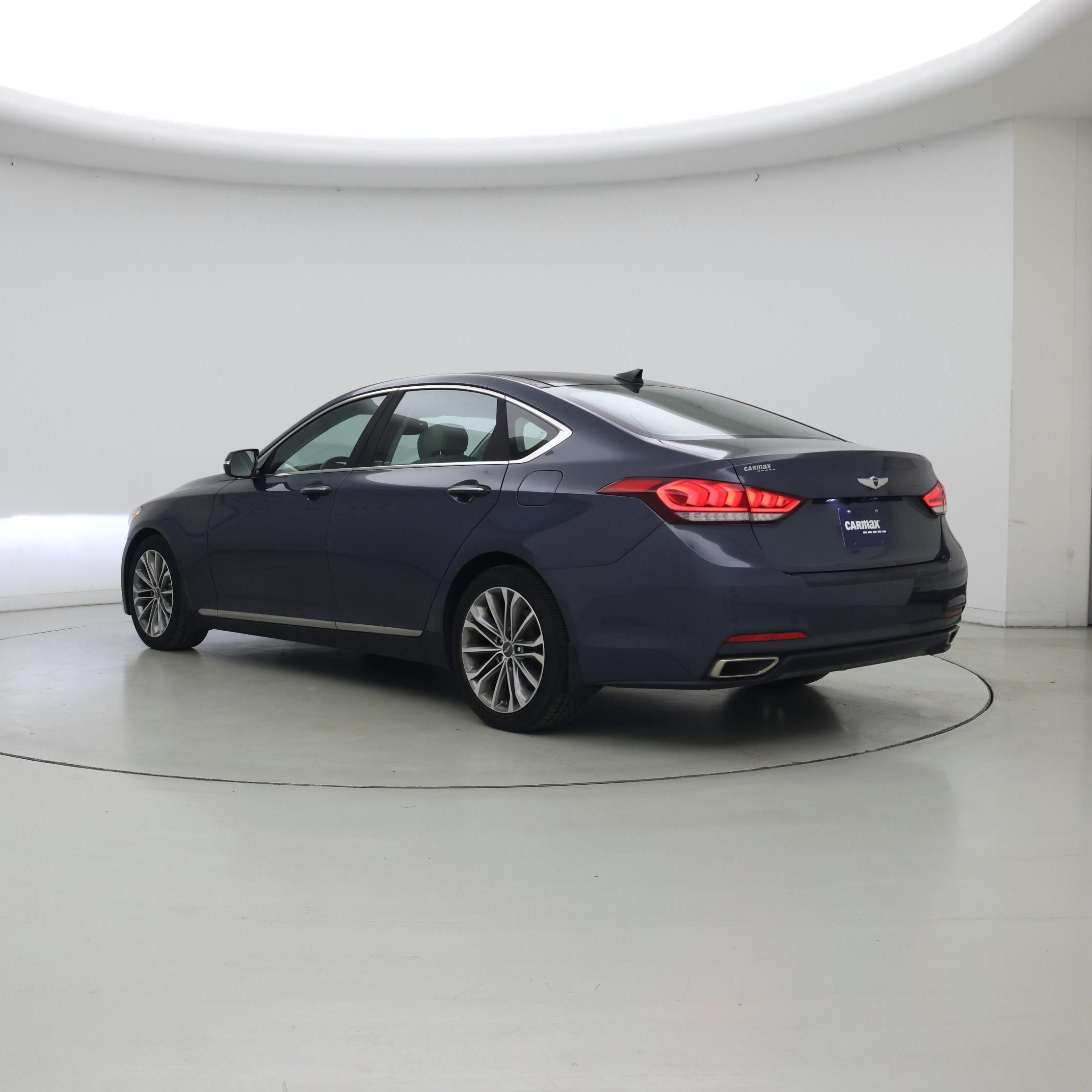 Thumbnail: 2015 Hyundai Genesis - 2