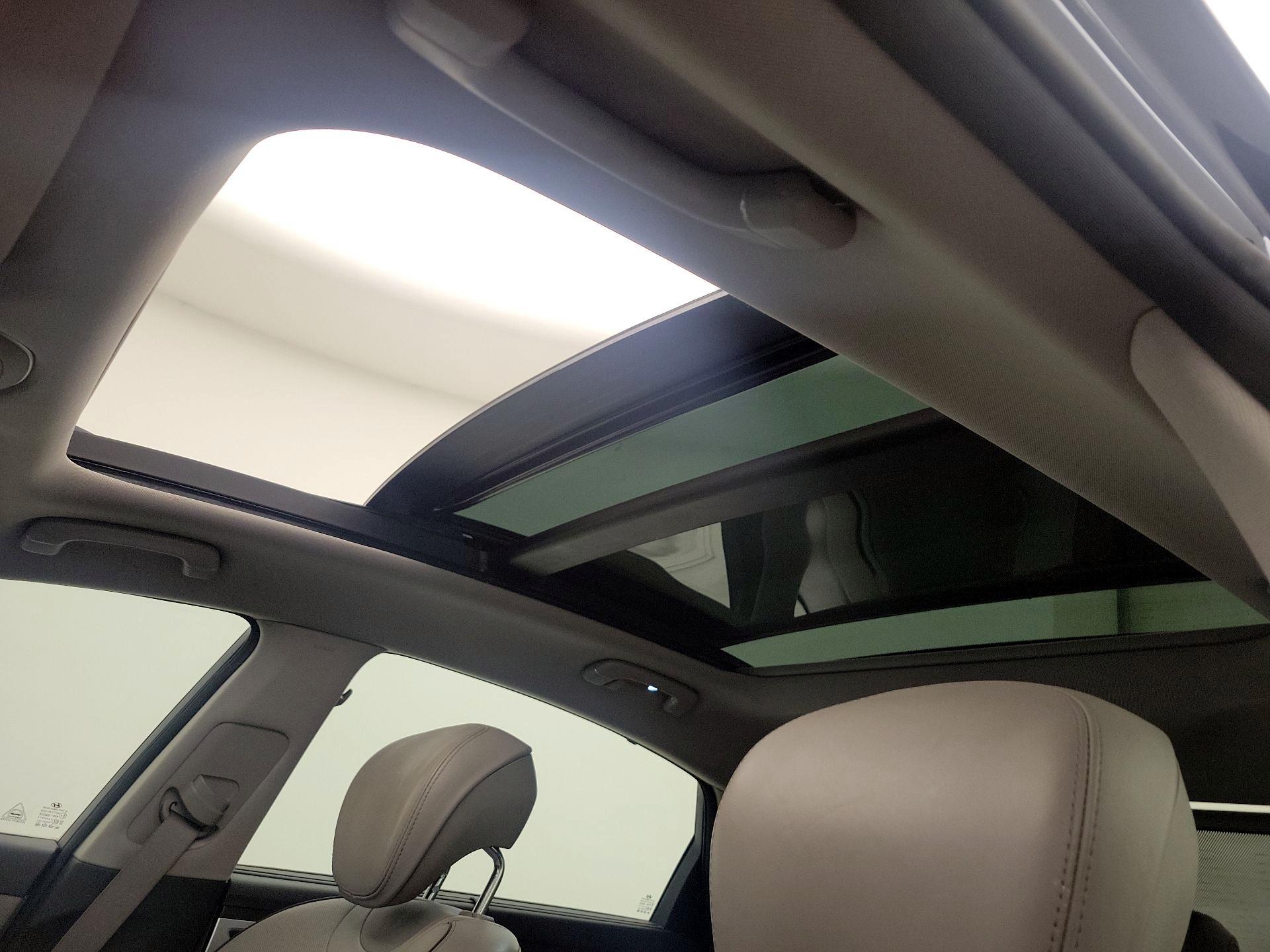 Thumbnail: 2015 Hyundai Genesis - 20