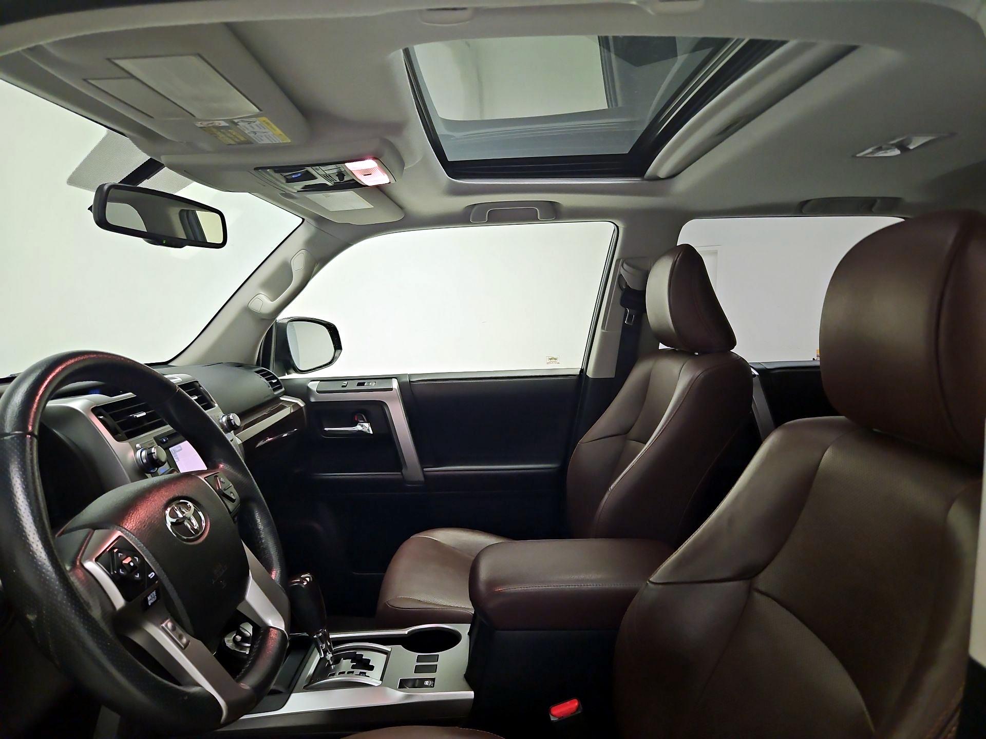 Thumbnail: 2017 Toyota 4Runner - 20