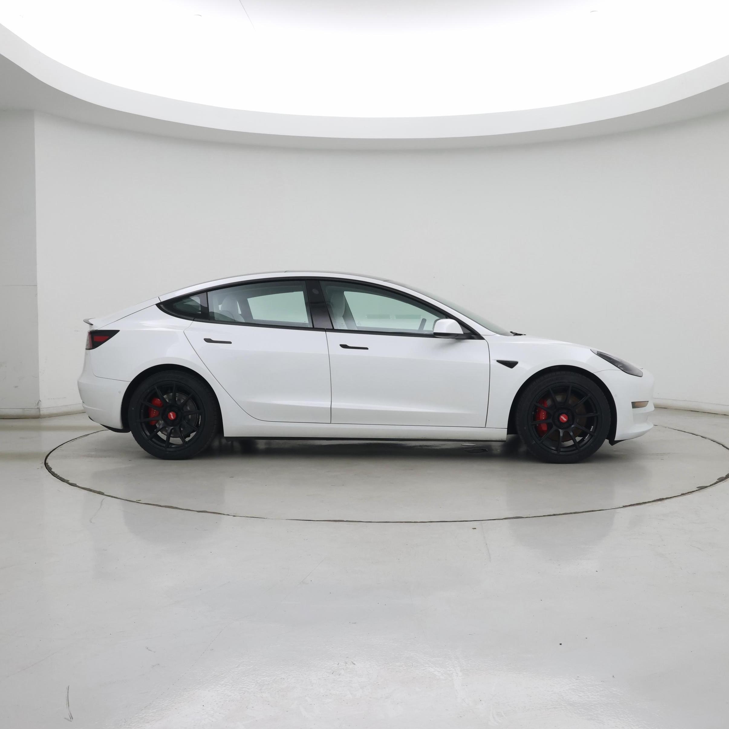 Thumbnail: 2022 Tesla Model 3 - 7