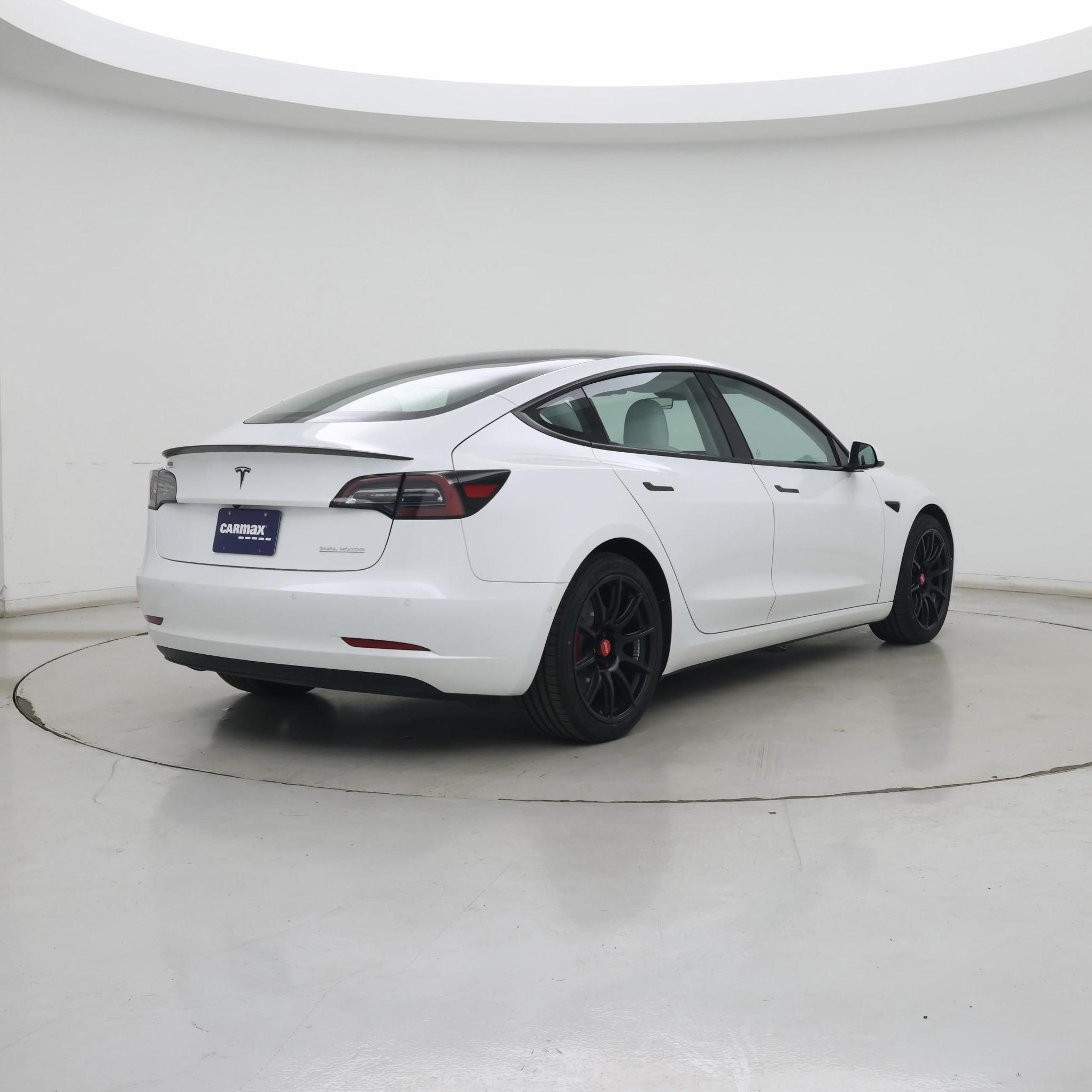 Thumbnail: 2022 Tesla Model 3 - 8