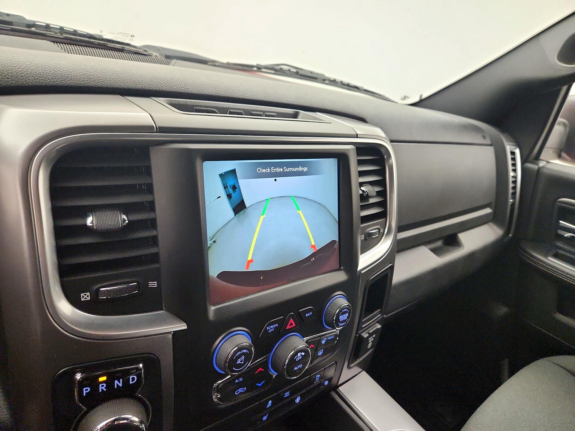 Thumbnail: 2021 RAM 1500 Classic - 13