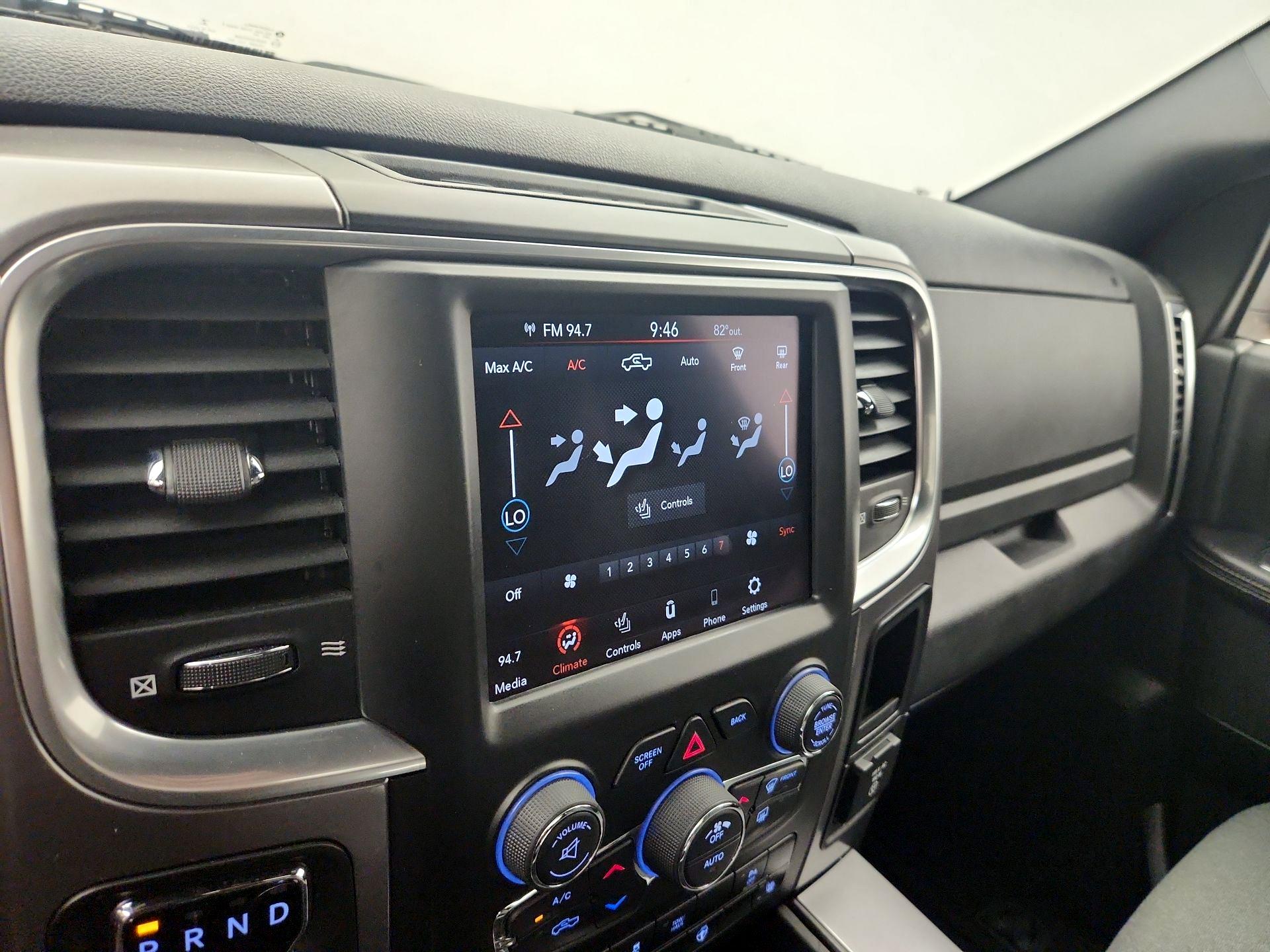 Thumbnail: 2021 RAM 1500 Classic - 15