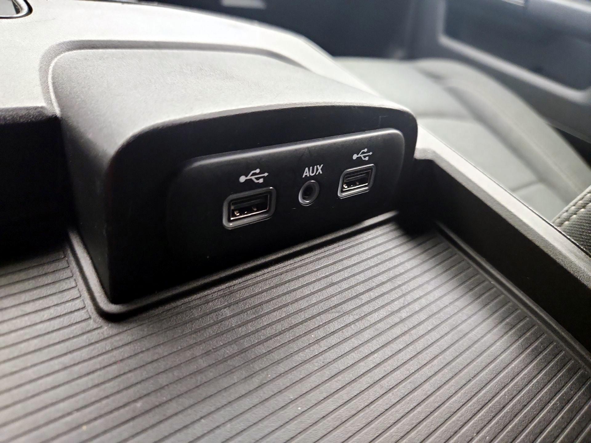 Thumbnail: 2021 RAM 1500 Classic - 17
