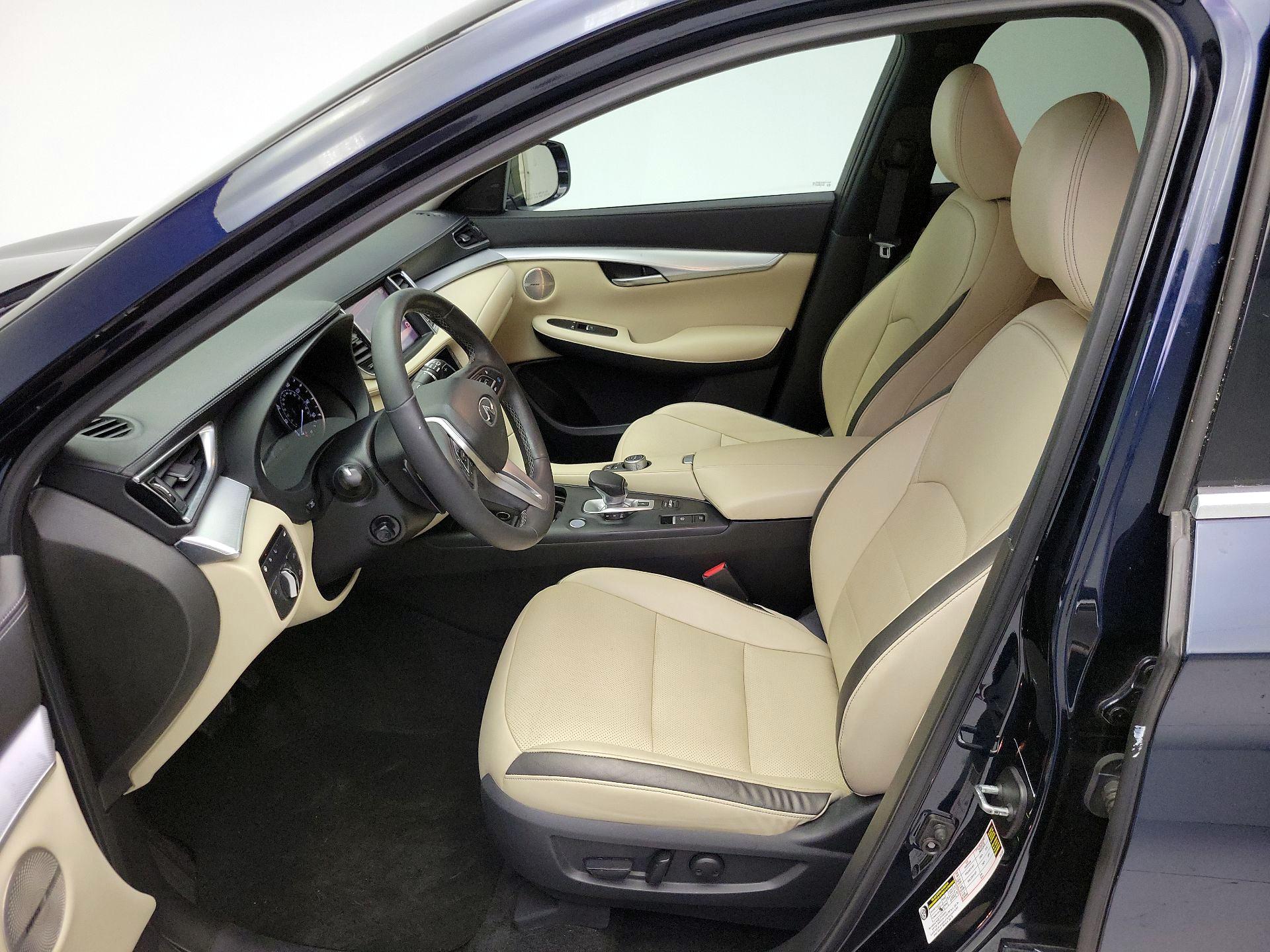 Thumbnail: 2019 INFINITI QX50 - 11