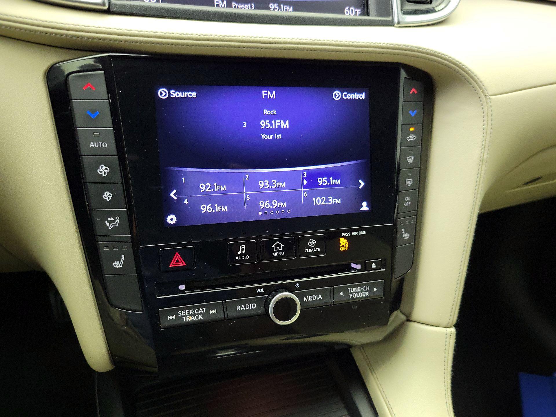 Thumbnail: 2019 INFINITI QX50 - 16