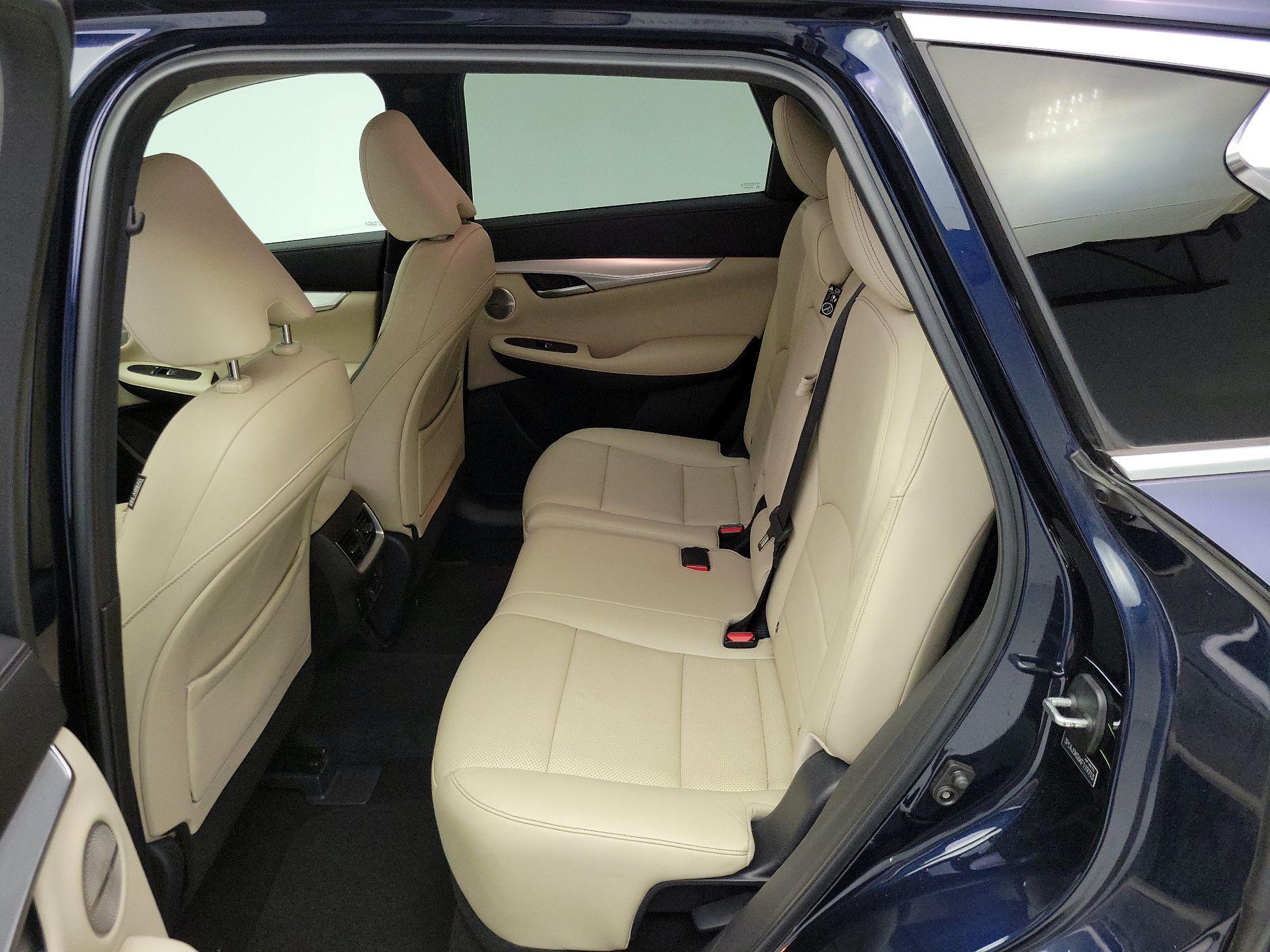 Thumbnail: 2019 INFINITI QX50 - 20
