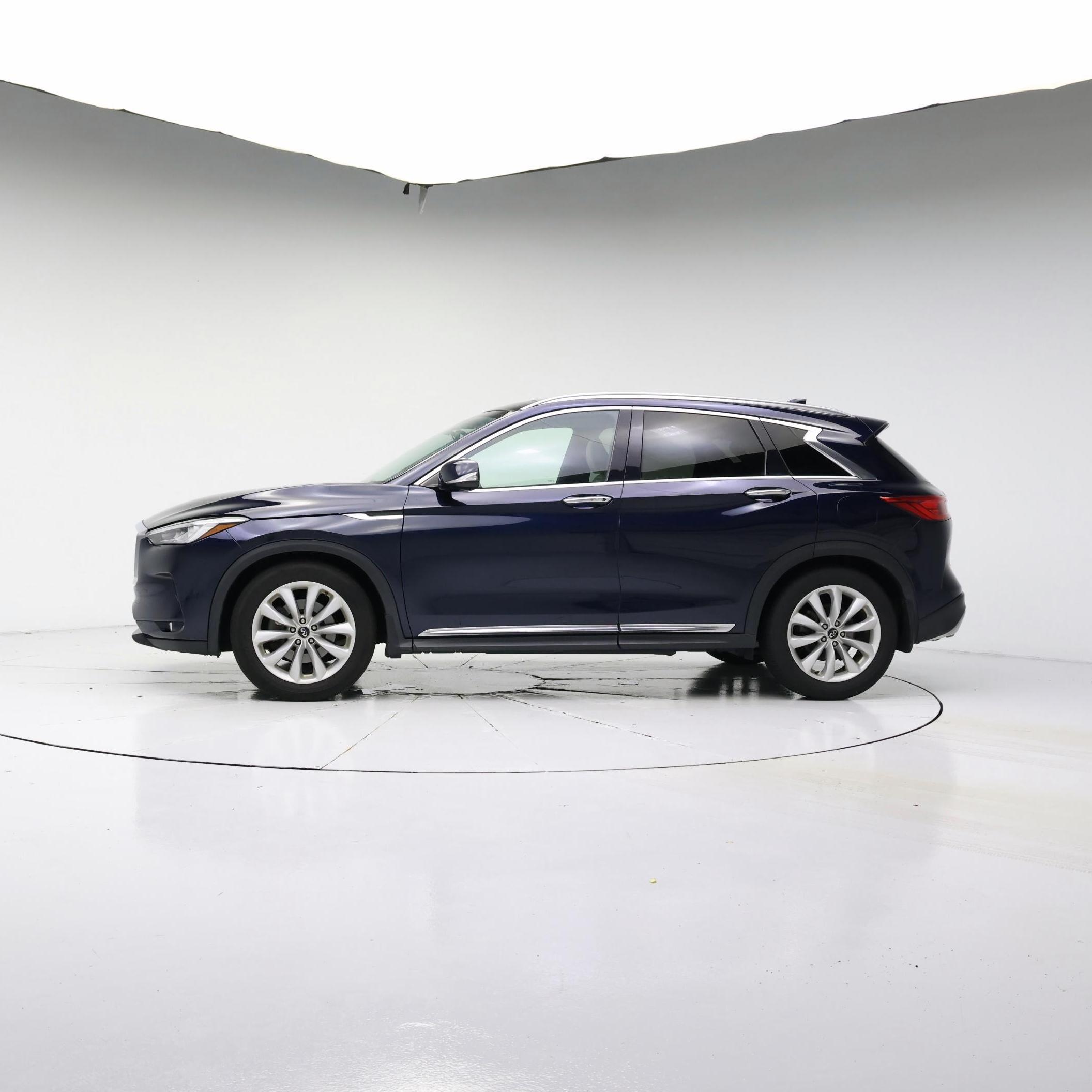 Thumbnail: 2019 INFINITI QX50 - 3