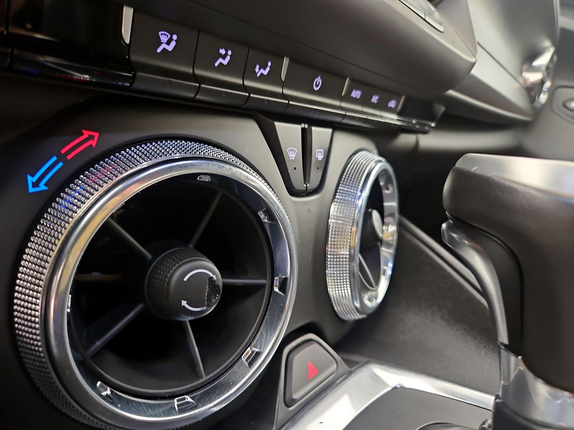 Thumbnail: 2021 Chevrolet Camaro - 13
