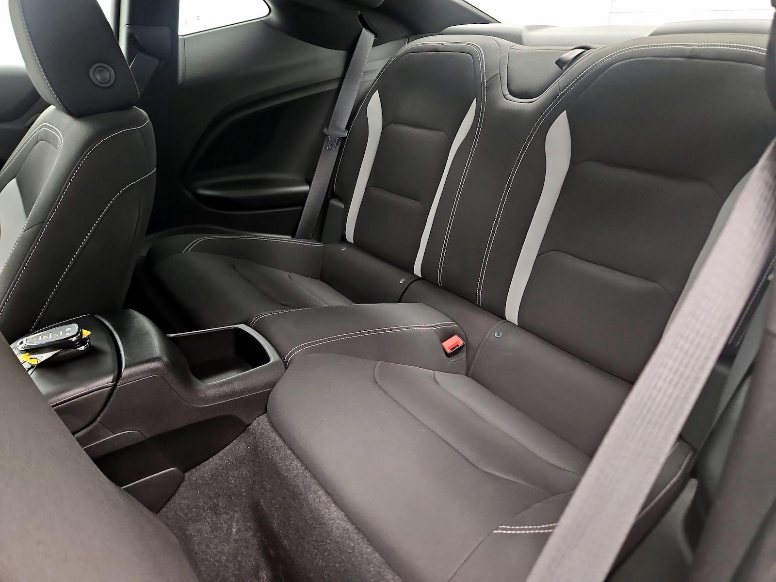 2021 Chevrolet Camaro LT1 - Photo 17