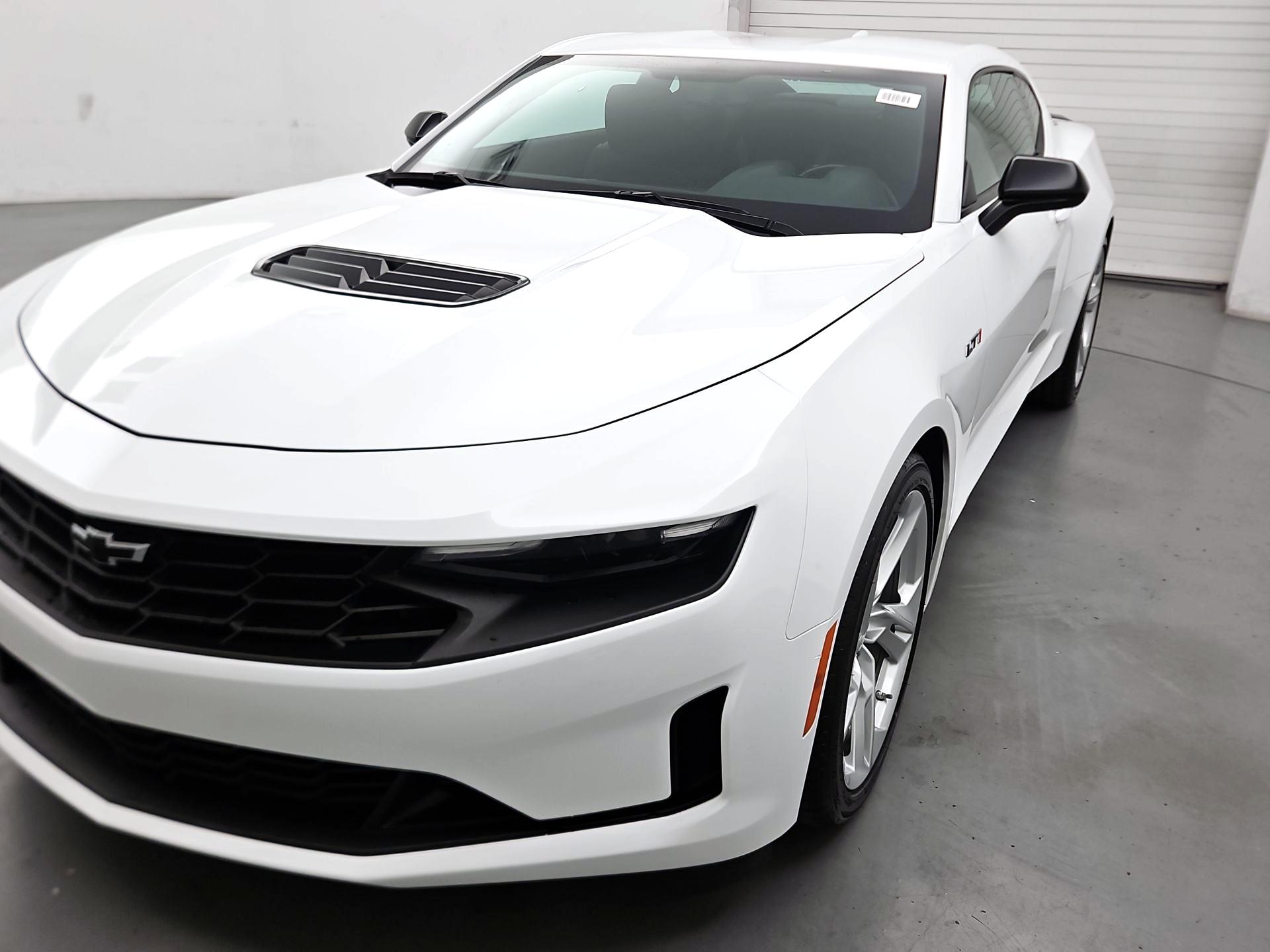 Thumbnail: 2021 Chevrolet Camaro - 3