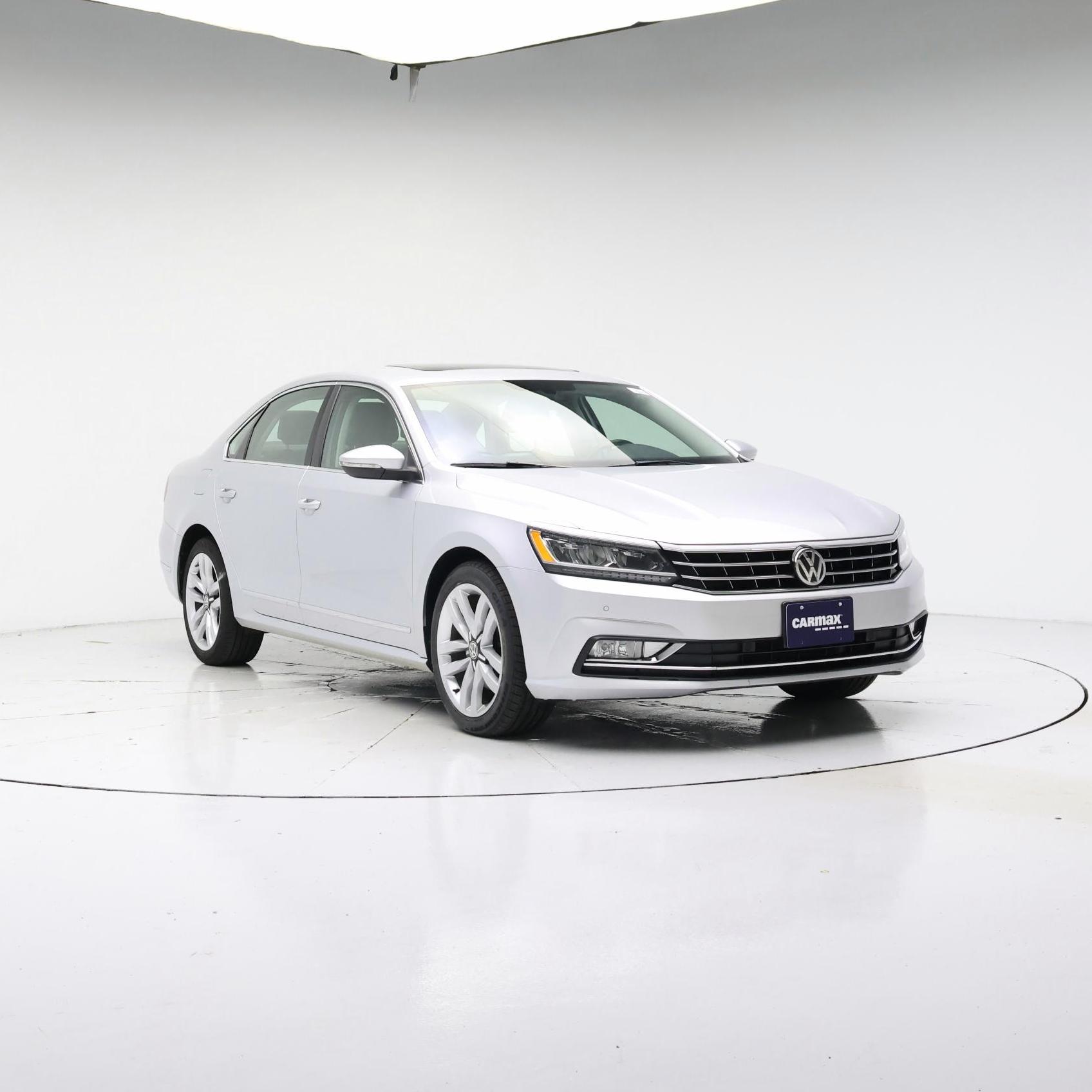 Silver 2017 Volkswagen Passat Sedan Front-Wheel Drive Automatic