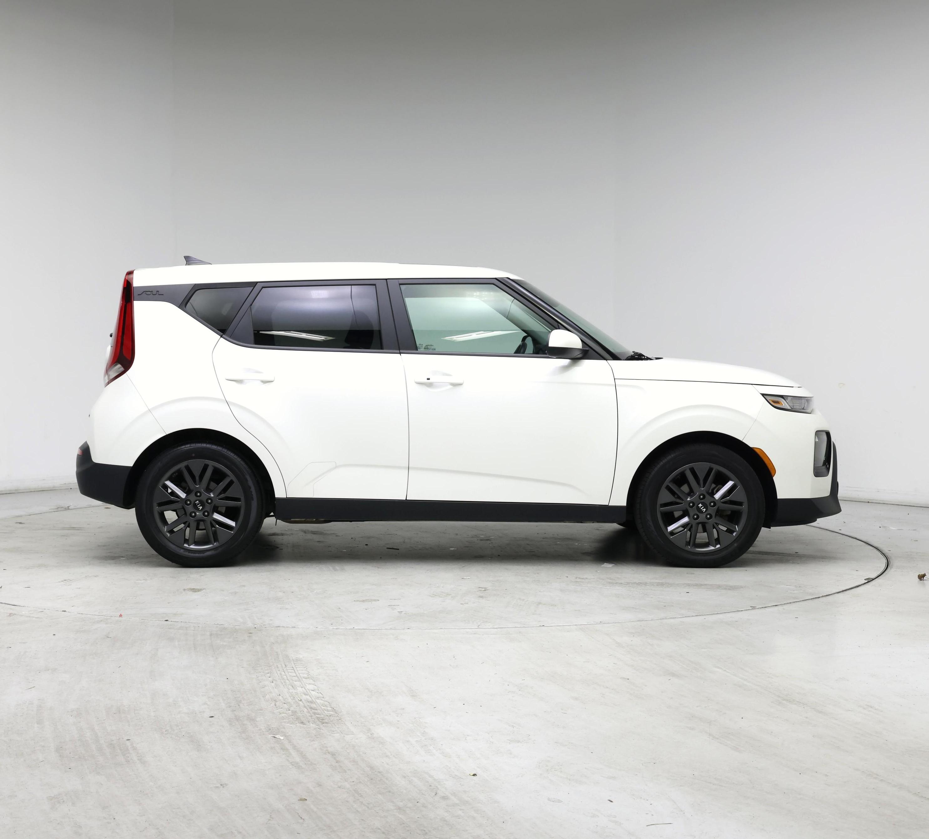 Thumbnail: 2021 Kia Soul - 7
