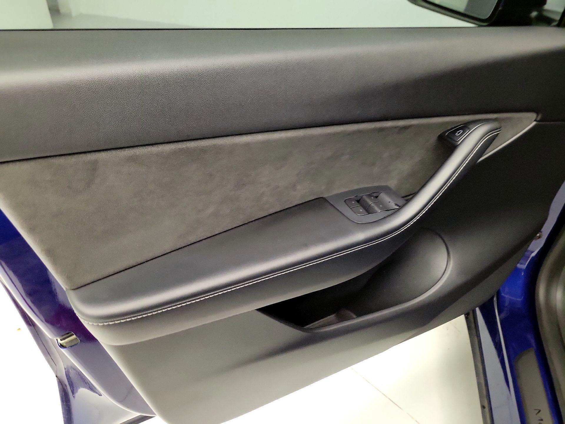 Thumbnail: 2021 Tesla Model Y - 12