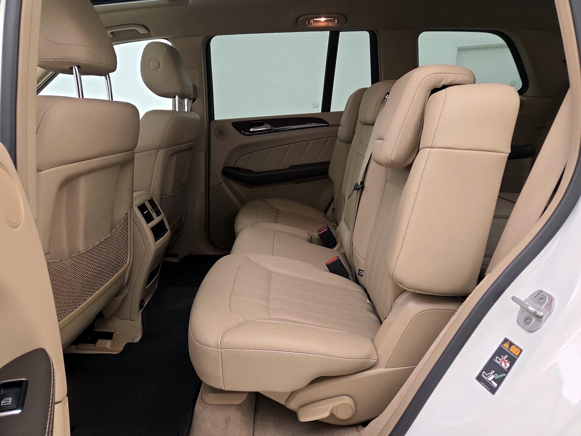 Thumbnail: 2016 Mercedes-Benz GL-Class - 20