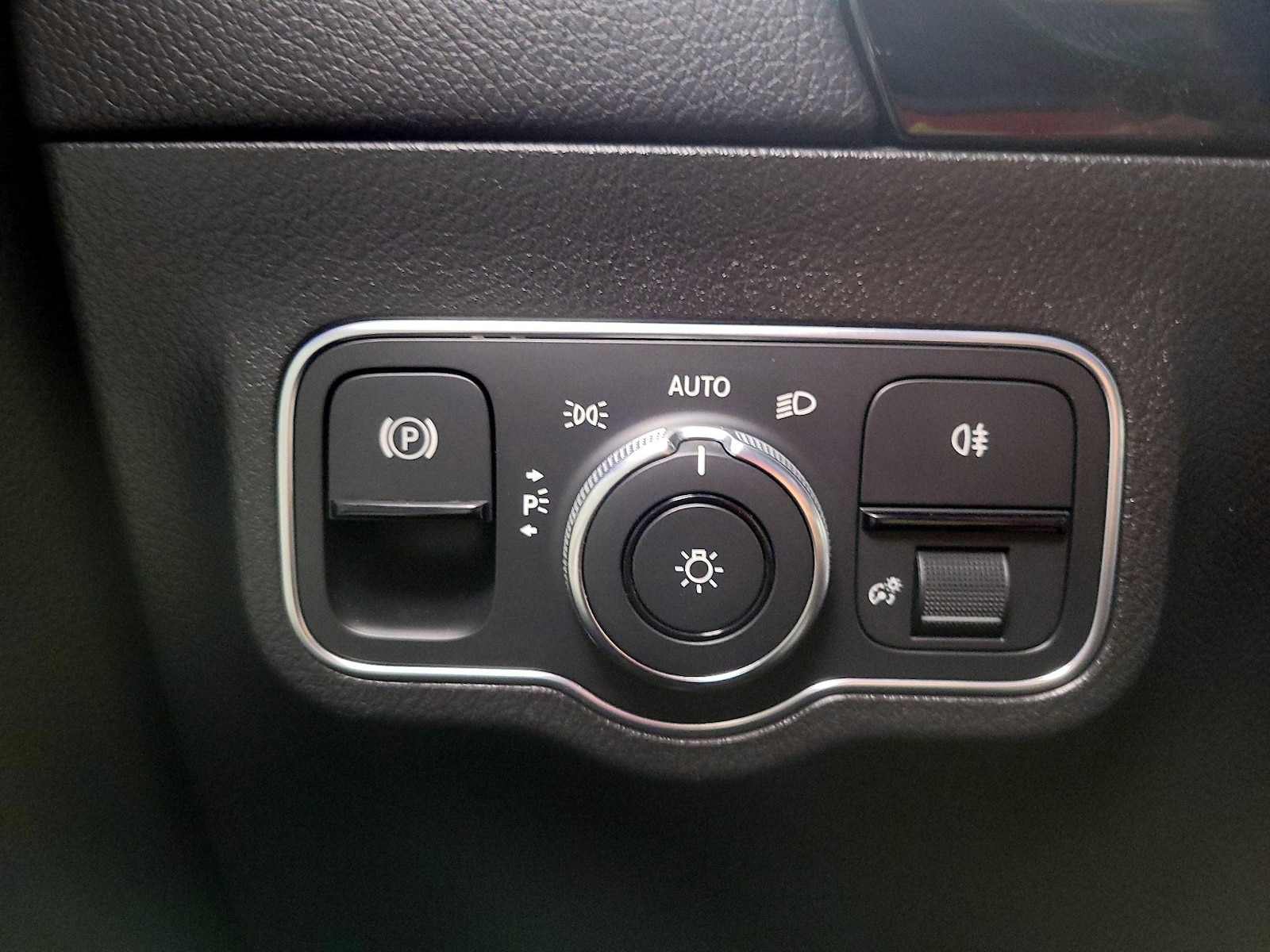 2021 Mercedes-Benz GLA GLA250 - Photo 14