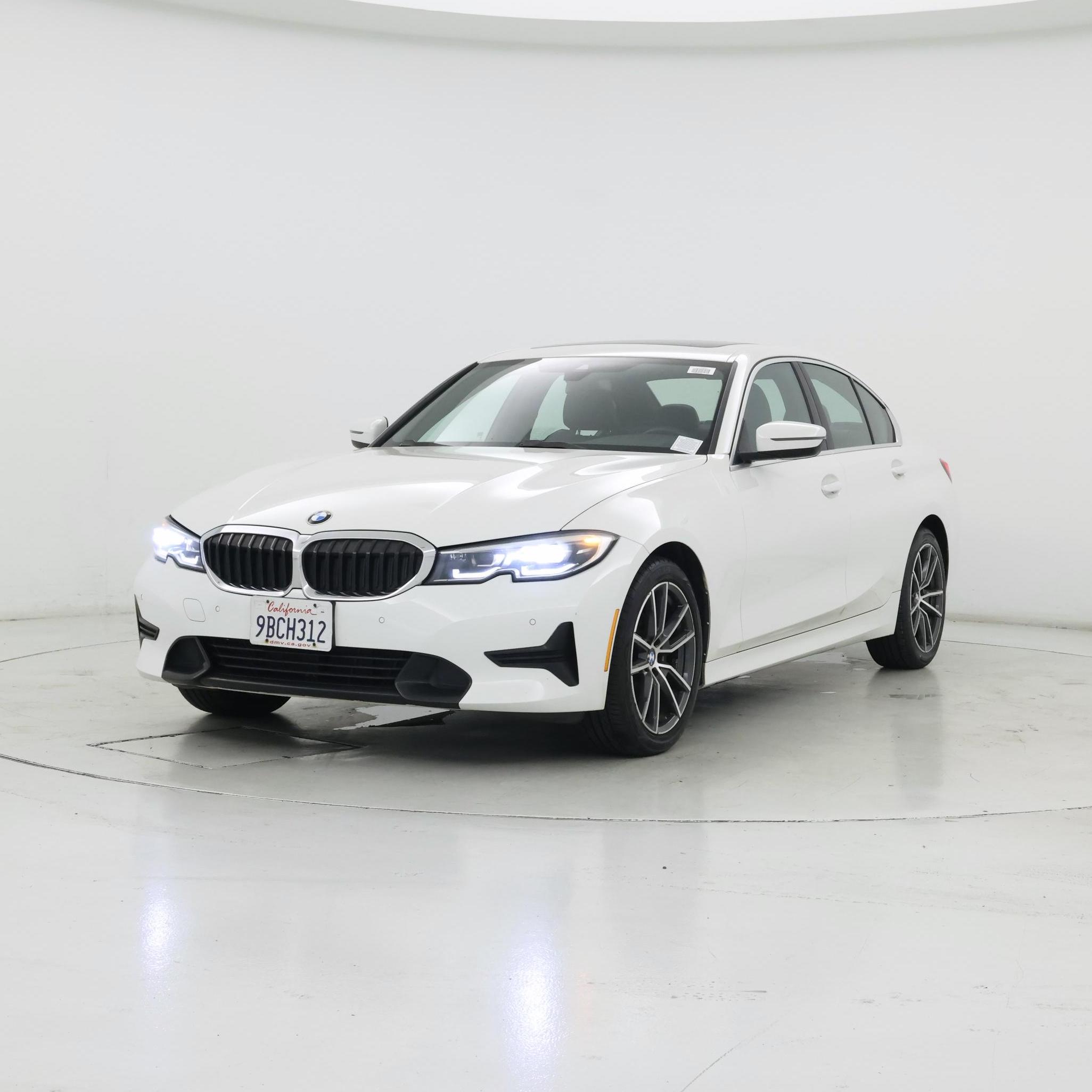Thumbnail: 2022 BMW 3 Series - 4