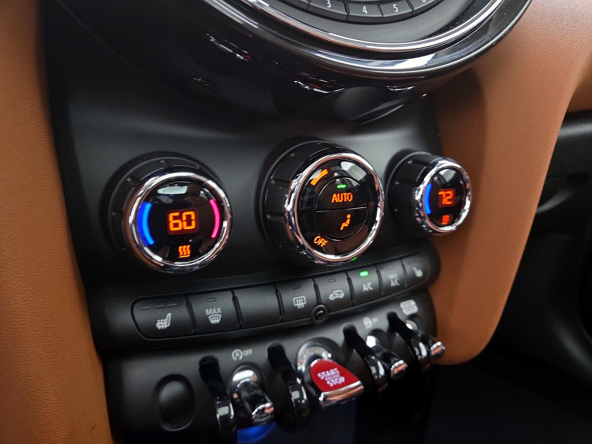 Thumbnail: 2021 MINI Cooper Hardtop - 16