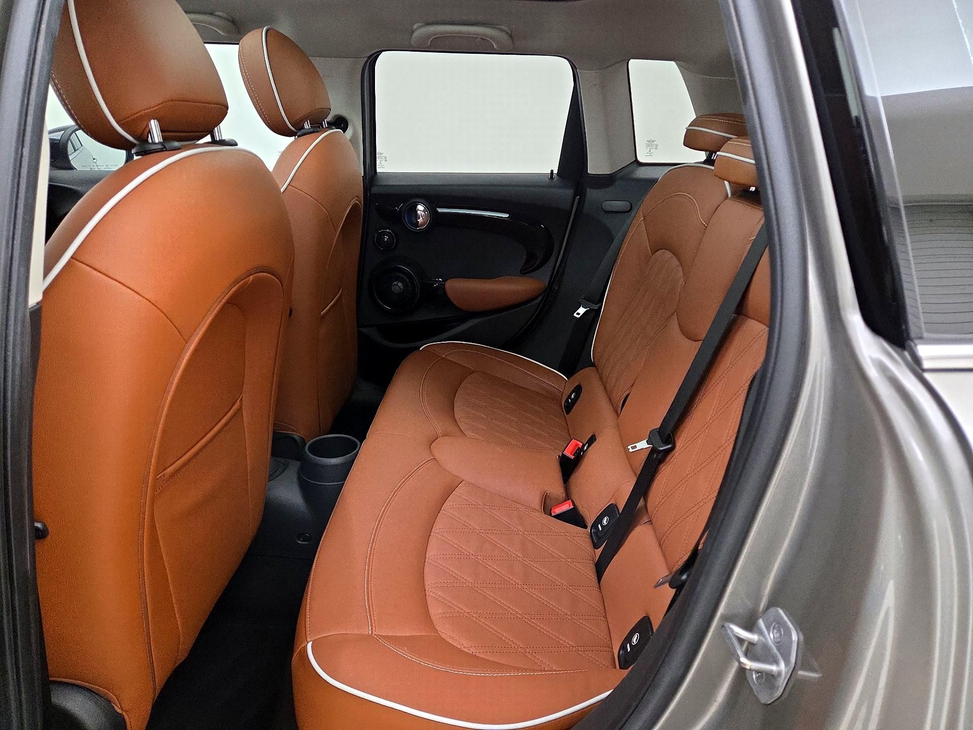 Thumbnail: 2021 MINI Cooper Hardtop - 20