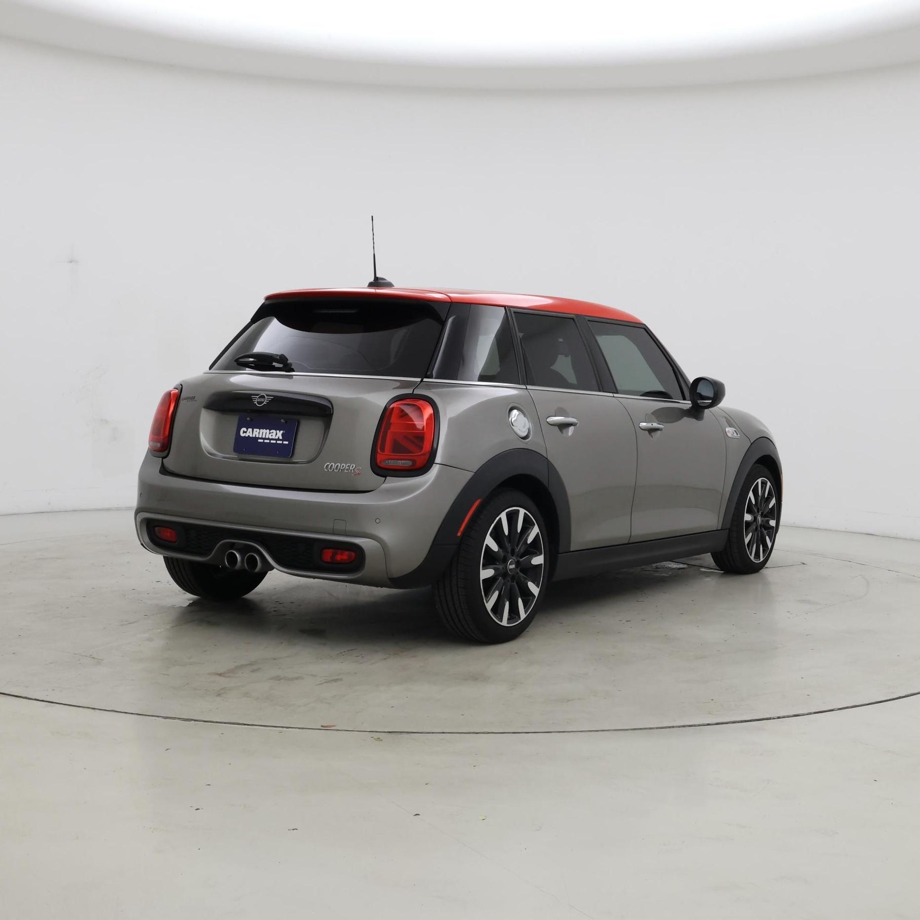 Thumbnail: 2021 MINI Cooper Hardtop - 8