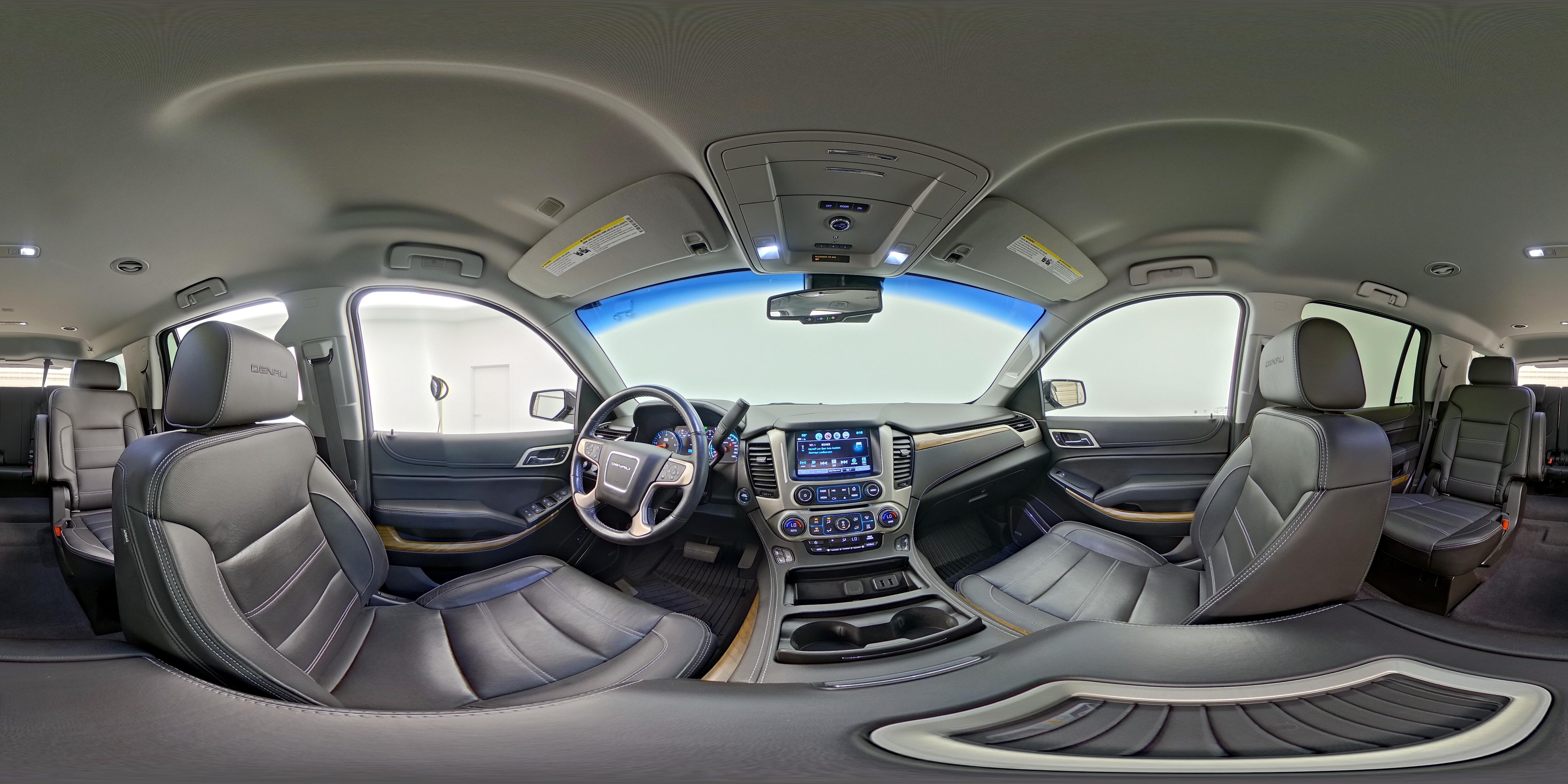 2020 GMC Yukon Denali - Photo 28
