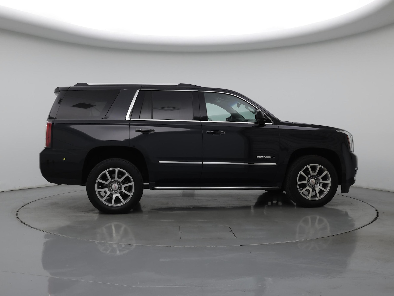 2020 GMC Yukon Denali - Photo 8