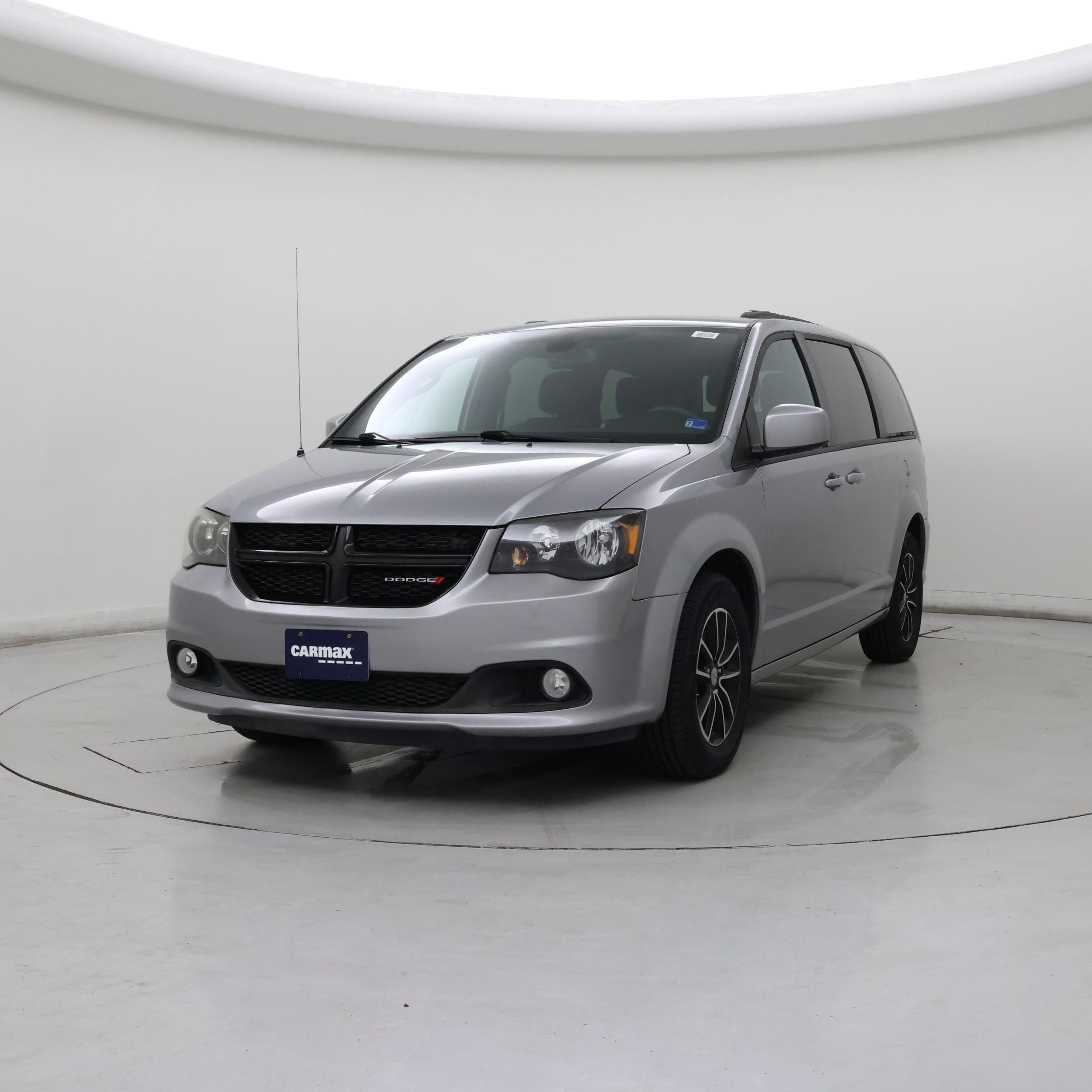 Thumbnail: 2019 Dodge Grand Caravan - 4