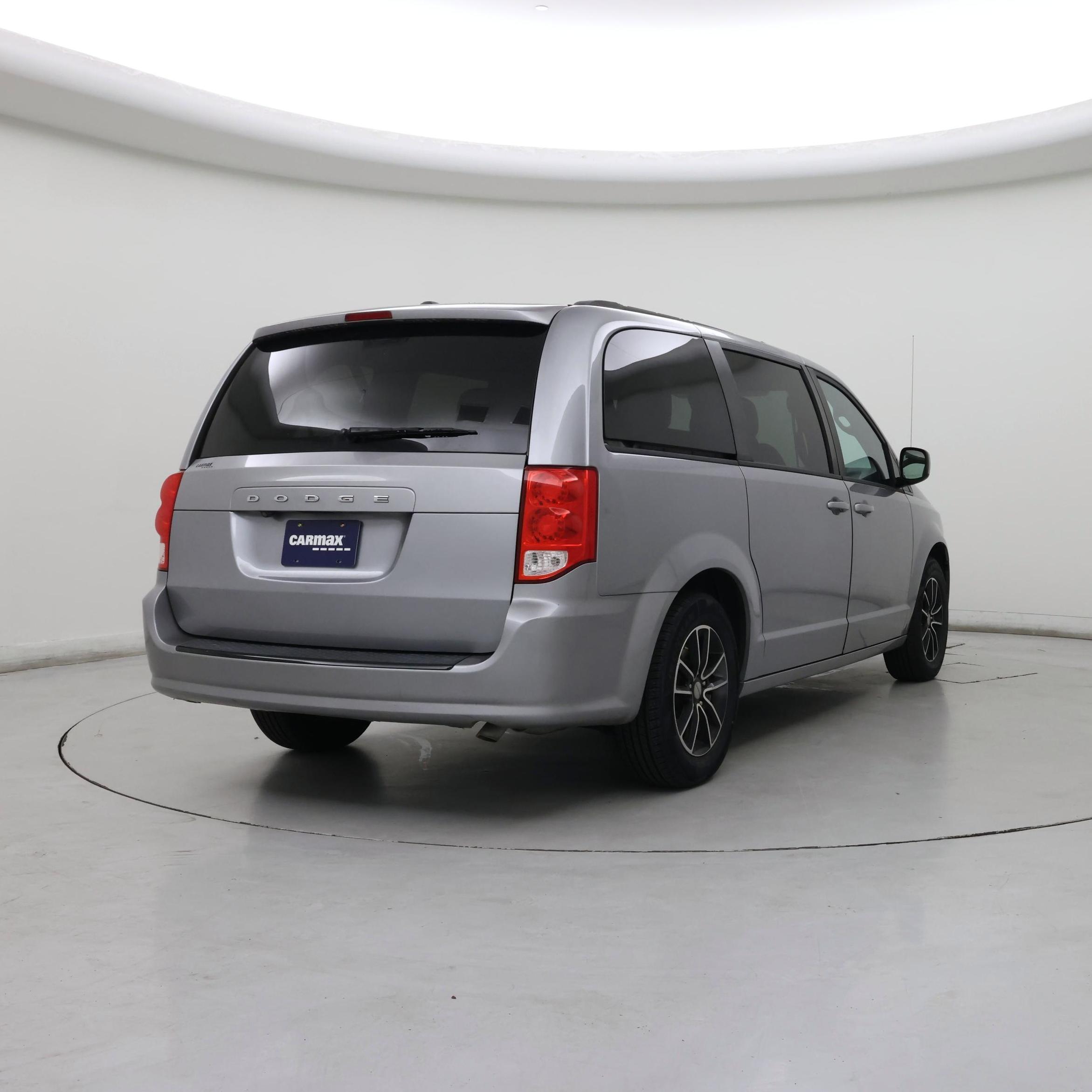 Thumbnail: 2019 Dodge Grand Caravan - 8