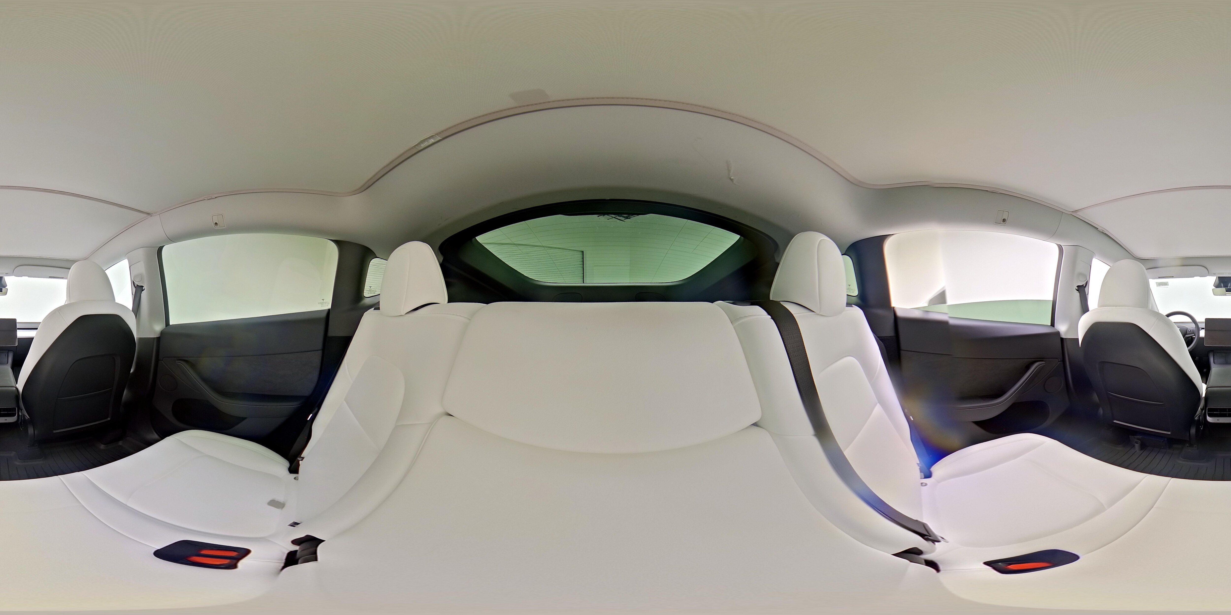 2025 Tesla Model Y Long Range - Photo 25