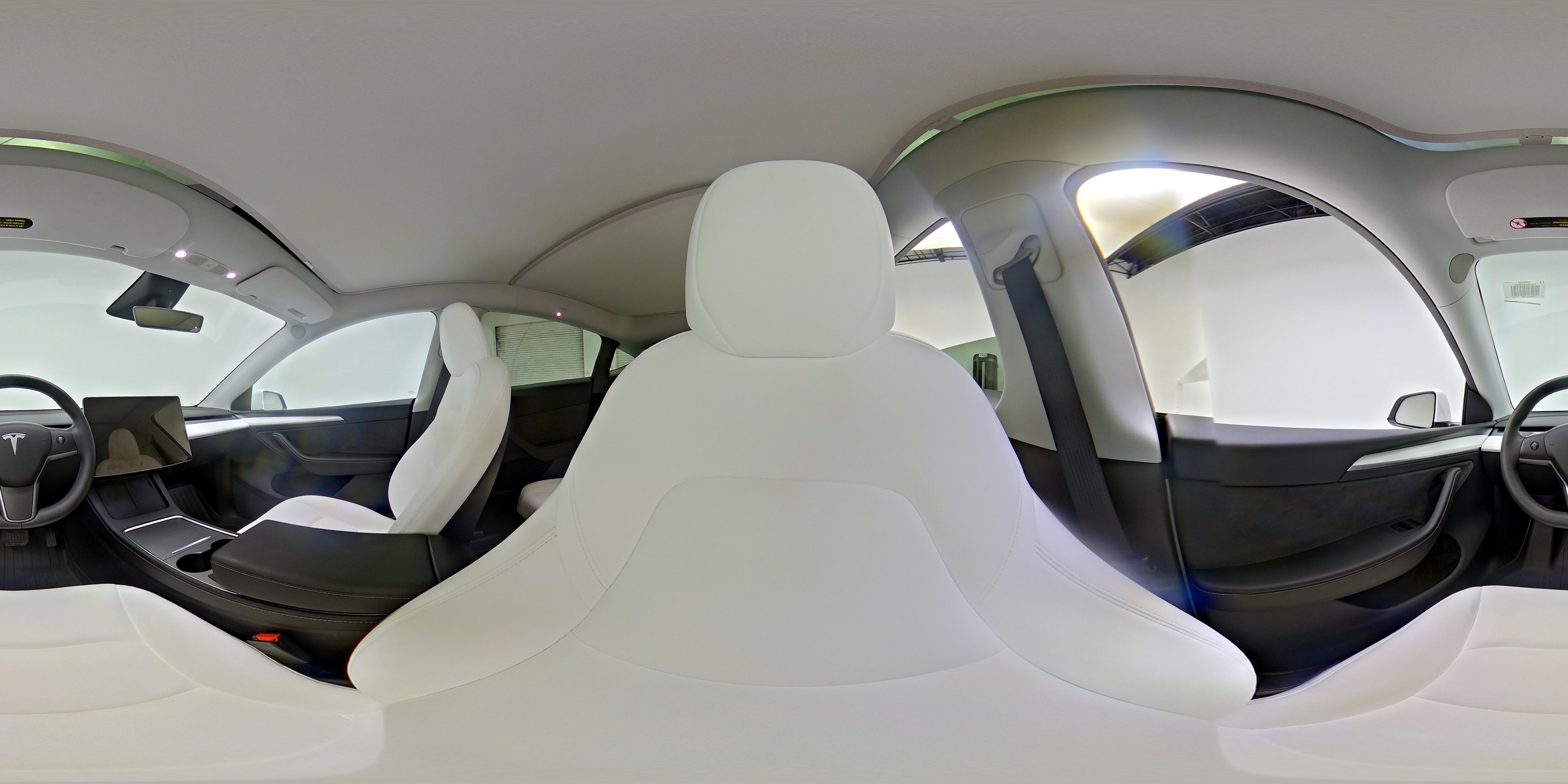 2025 Tesla Model Y Long Range - Photo 26