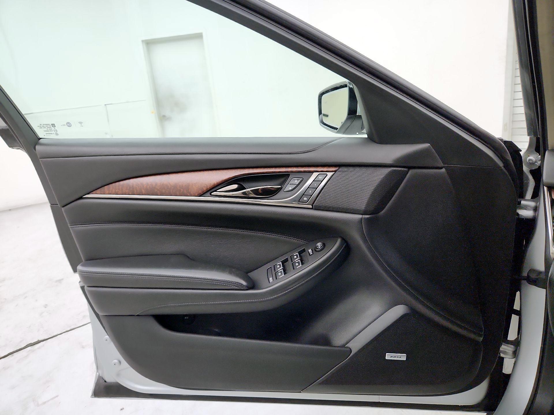 Thumbnail: 2018 Cadillac CTS - 12