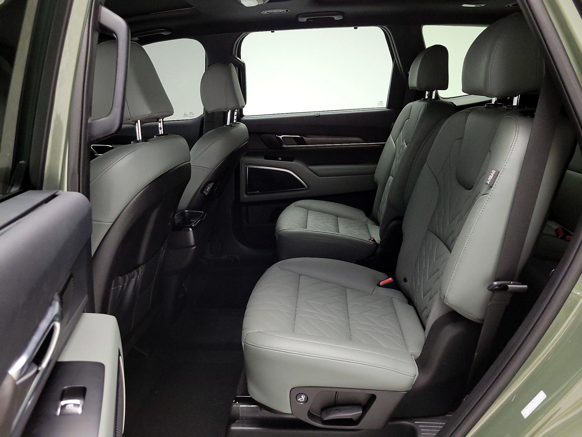Thumbnail: 2024 Kia Telluride - 20