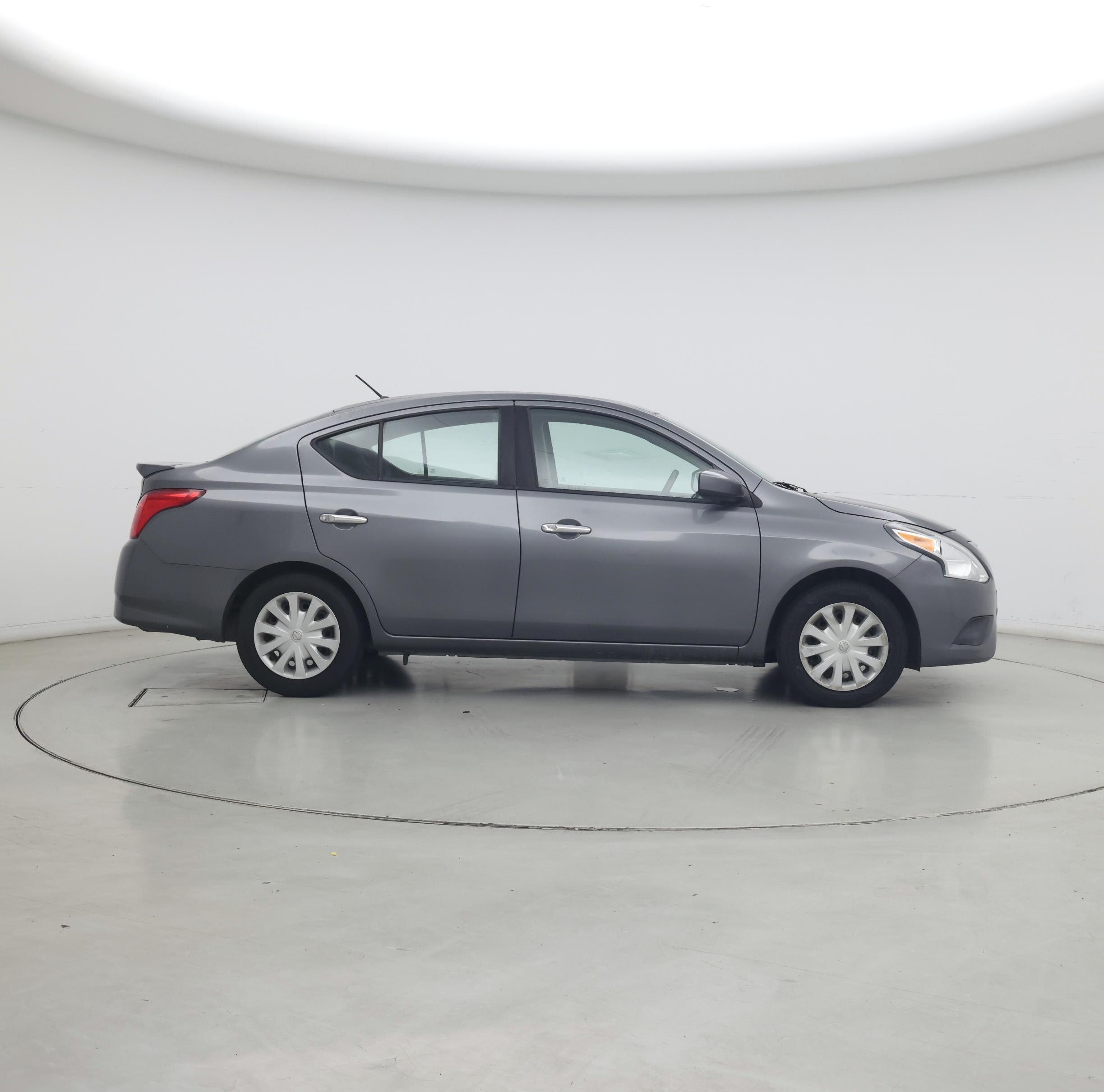 Thumbnail: 2017 Nissan Versa - 7