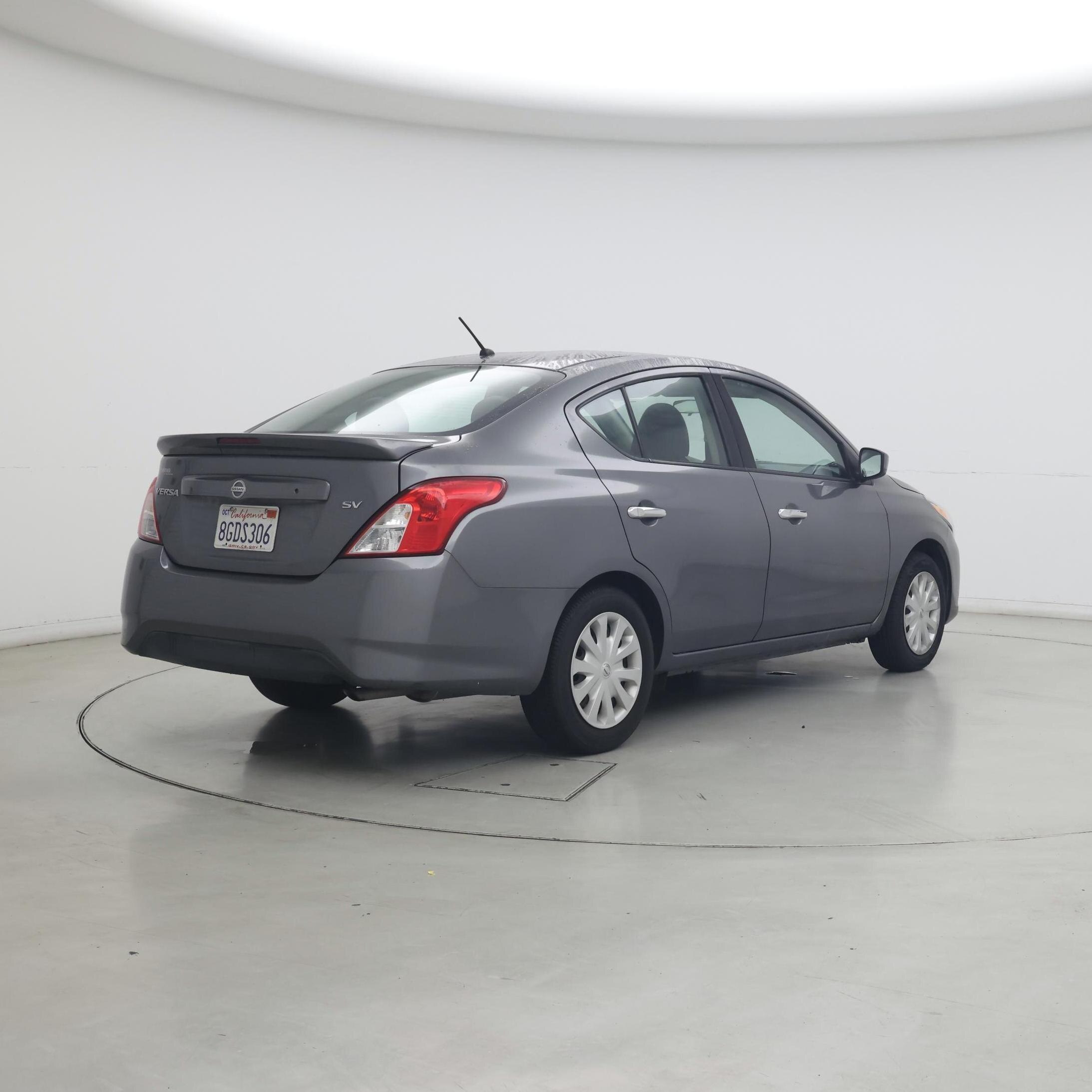 Thumbnail: 2017 Nissan Versa - 8