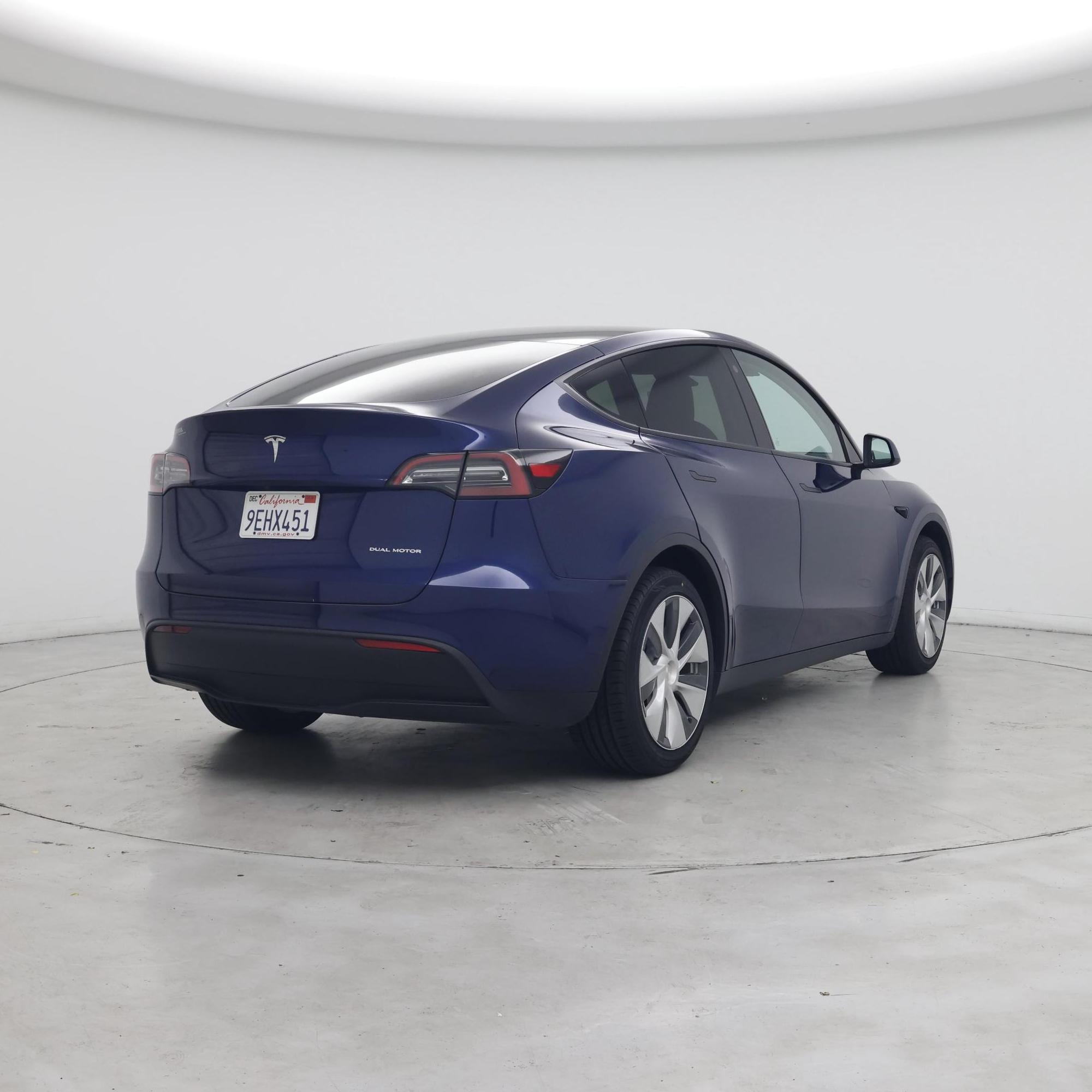Thumbnail: 2023 Tesla Model Y - 8