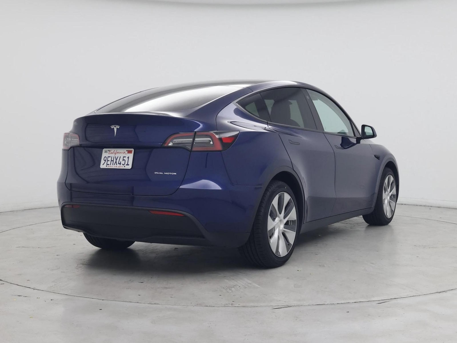 2023 Tesla Model Y Long Range - Photo 9