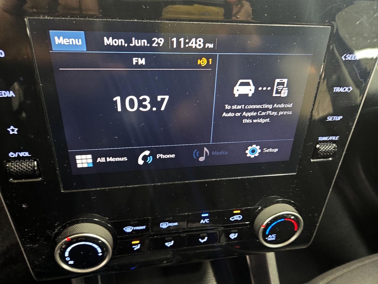2023 Hyundai Tucson SE - Photo 16