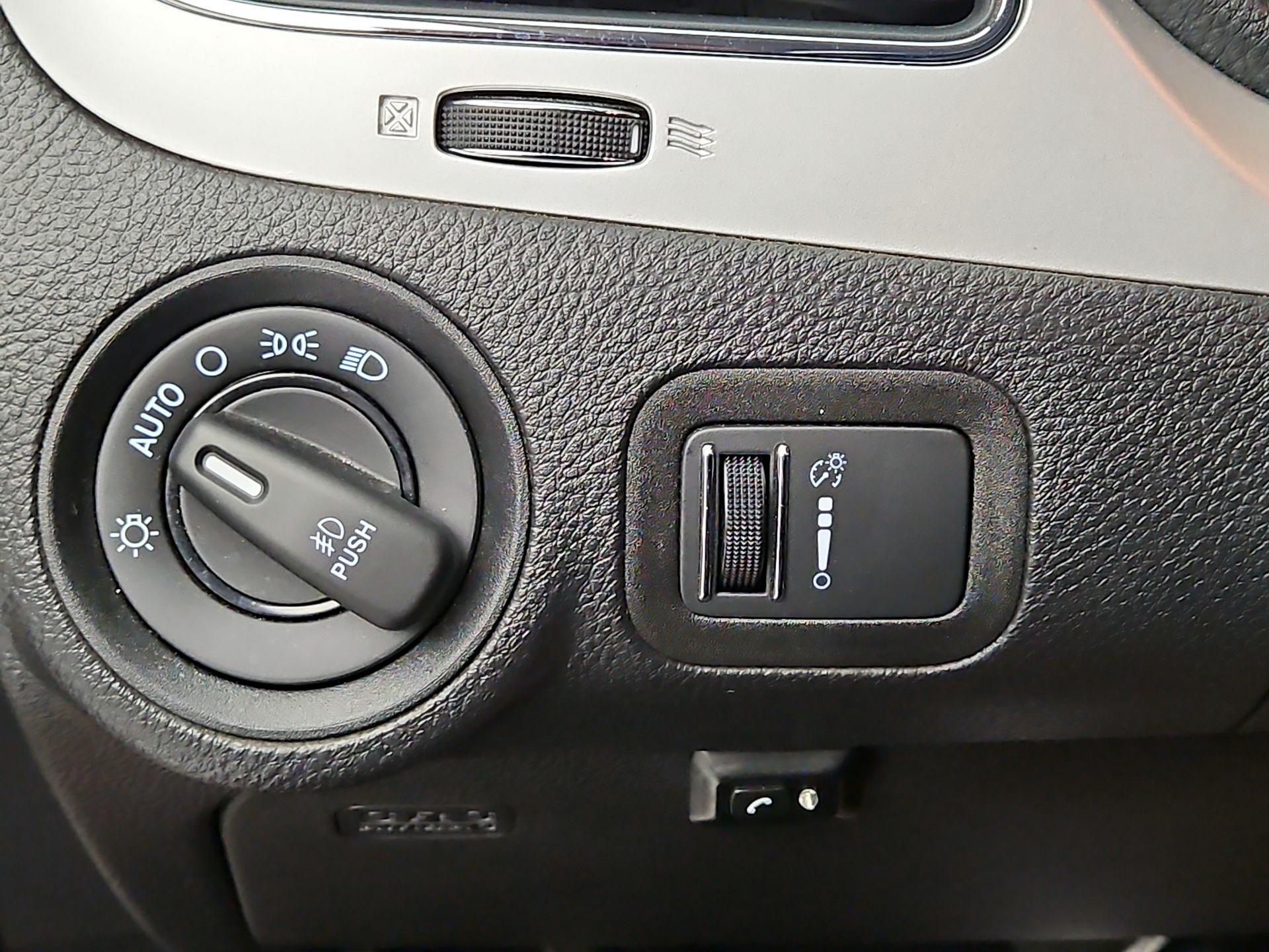 Thumbnail: 2018 Dodge Journey - 13