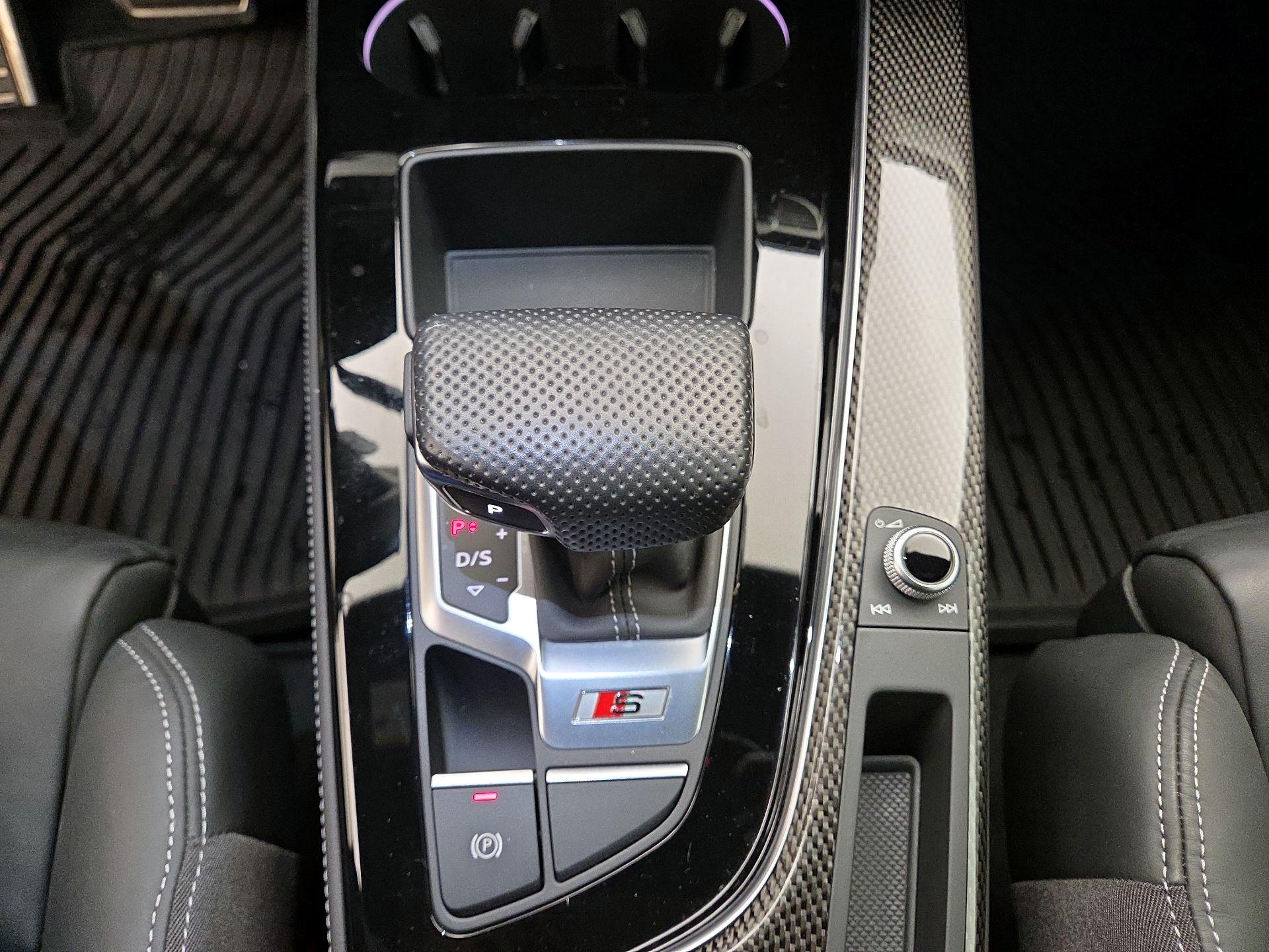 Thumbnail: 2021 Audi S5 - 18