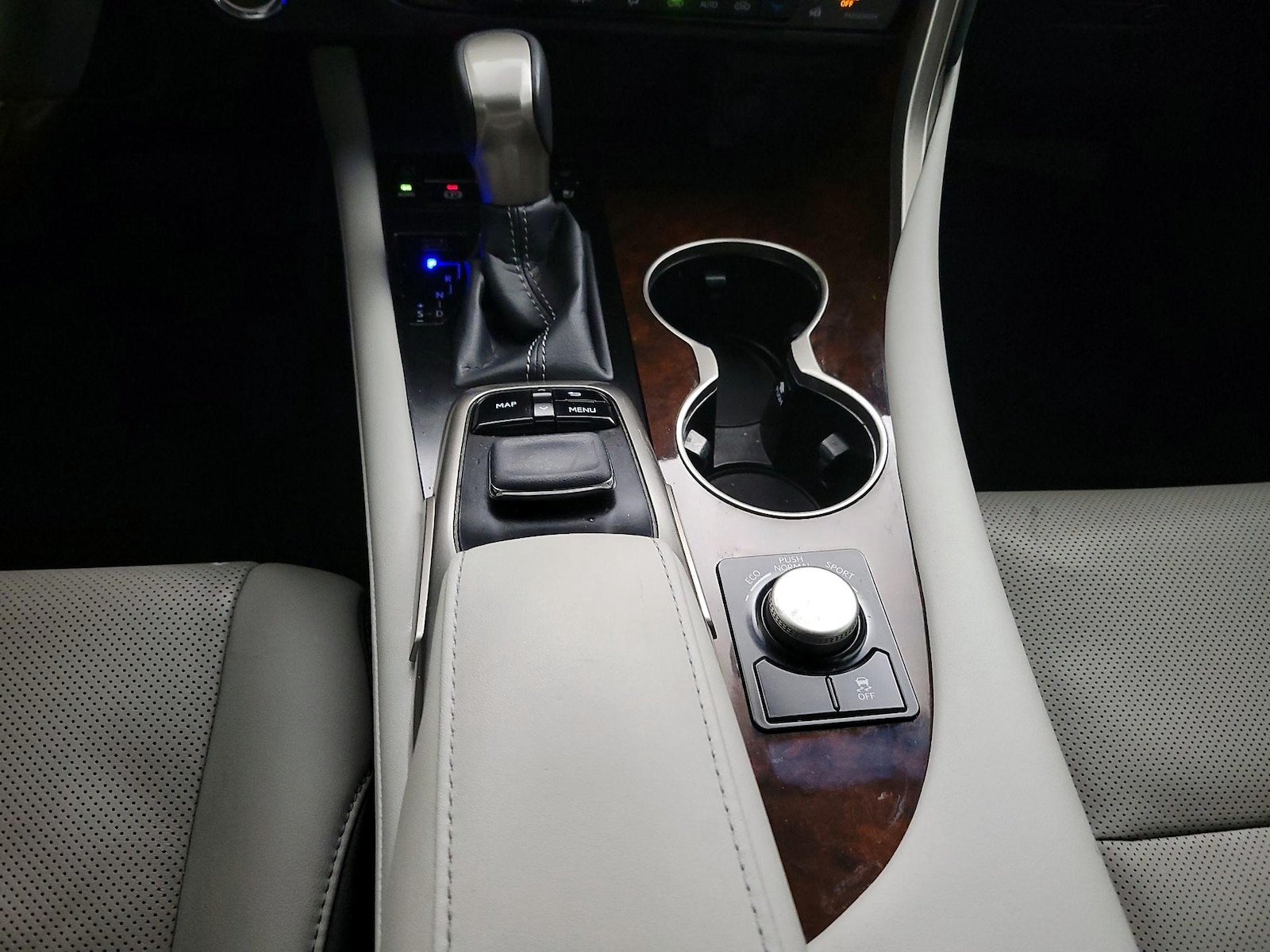 2017 Lexus RX 350 - Photo 19