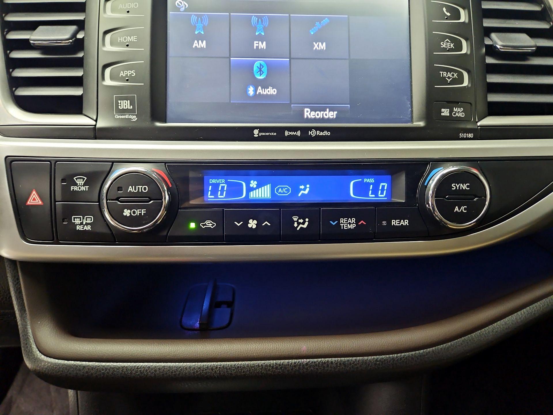 Thumbnail: 2017 Toyota Highlander - 16