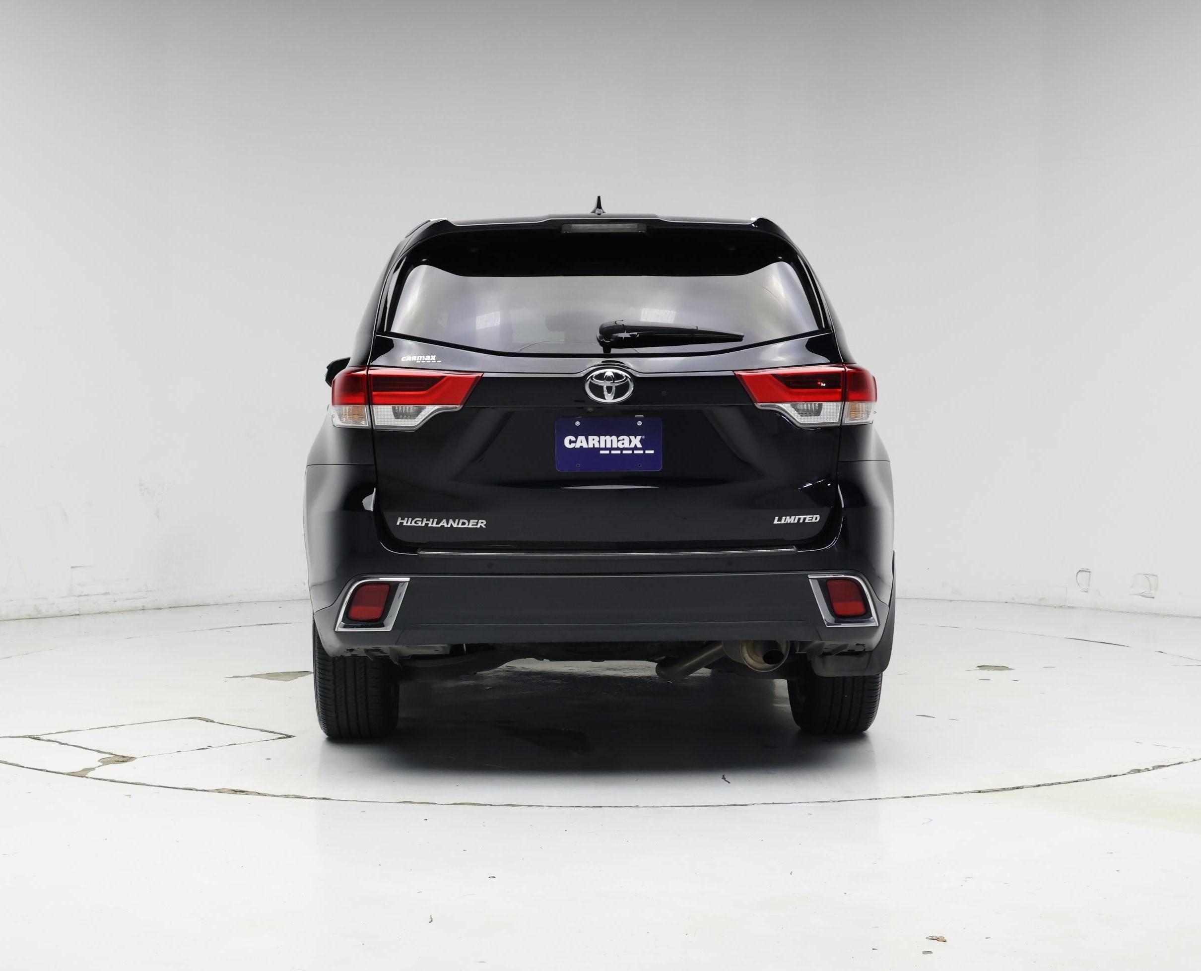 Thumbnail: 2017 Toyota Highlander - 6
