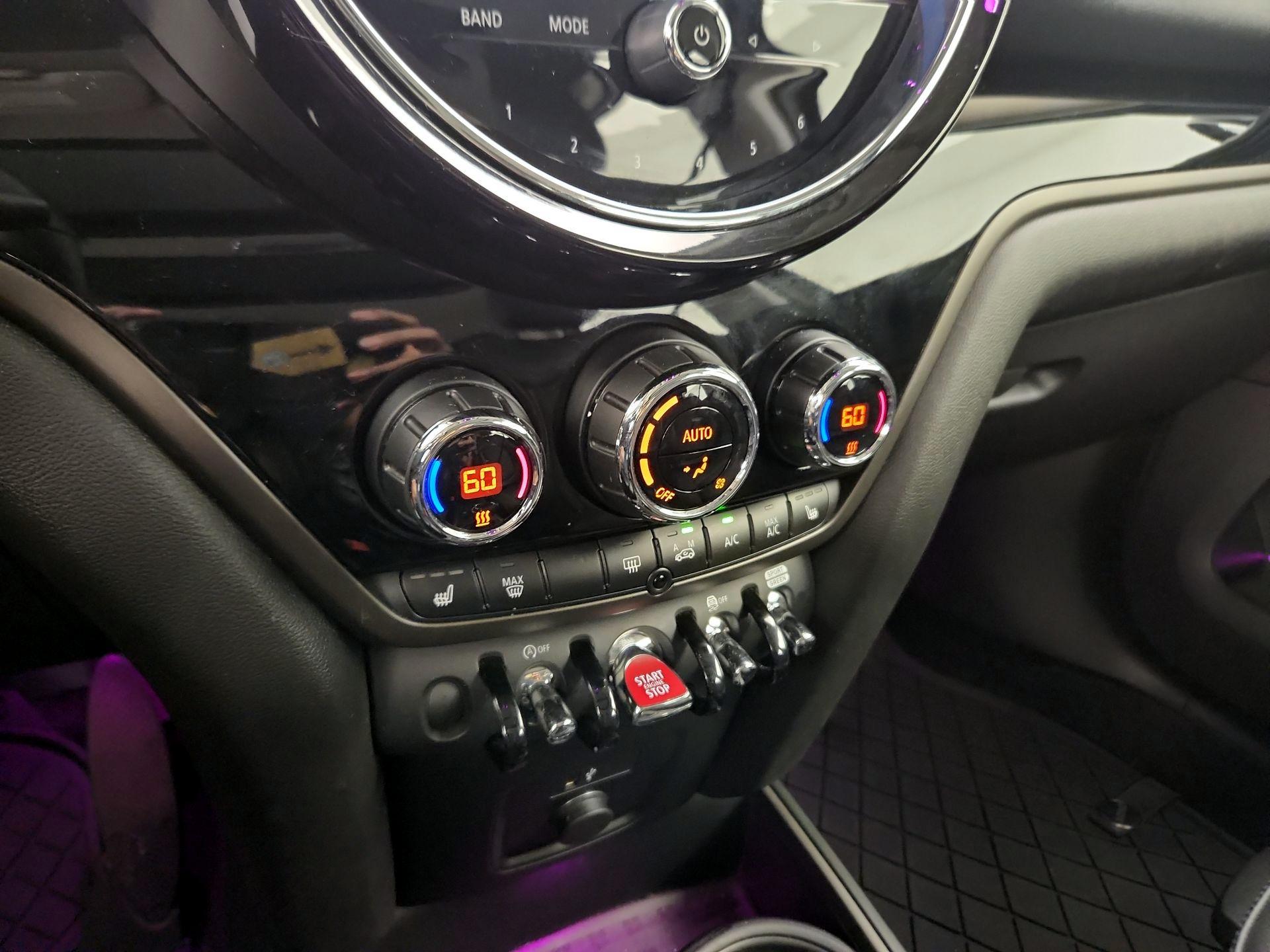 Thumbnail: 2022 MINI Cooper Countryman - 17