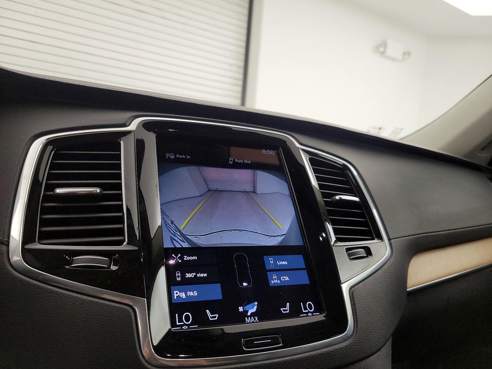 Thumbnail: 2020 Volvo XC90 - 15