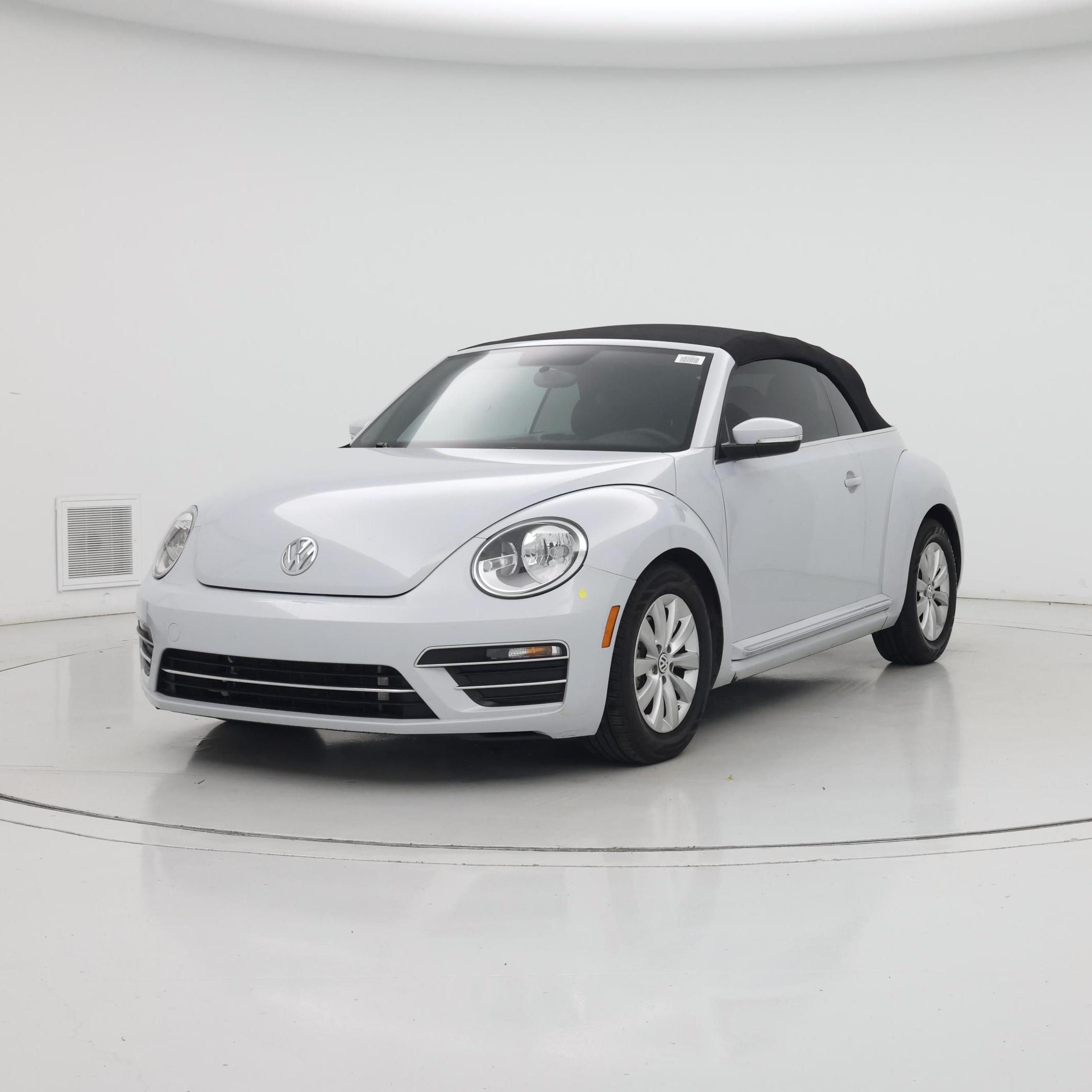 Thumbnail: 2019 Volkswagen Beetle - 4