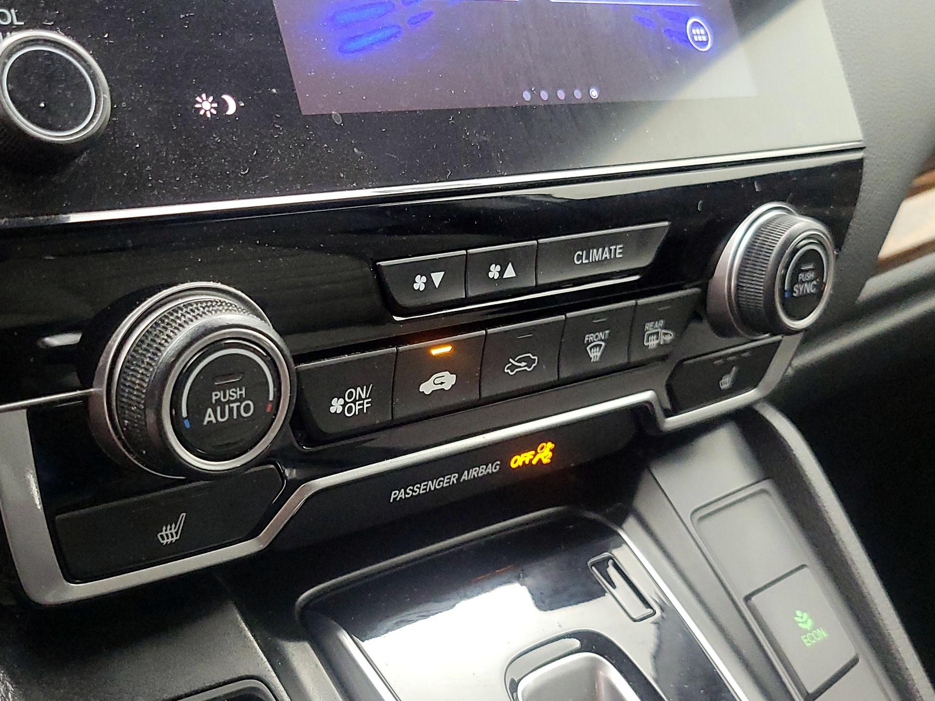 Thumbnail: 2018 Honda CR-V - 16