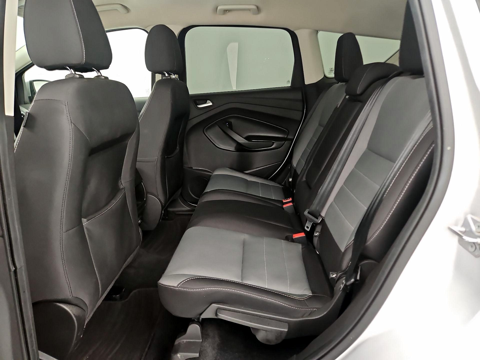 Thumbnail: 2016 Ford Escape - 19